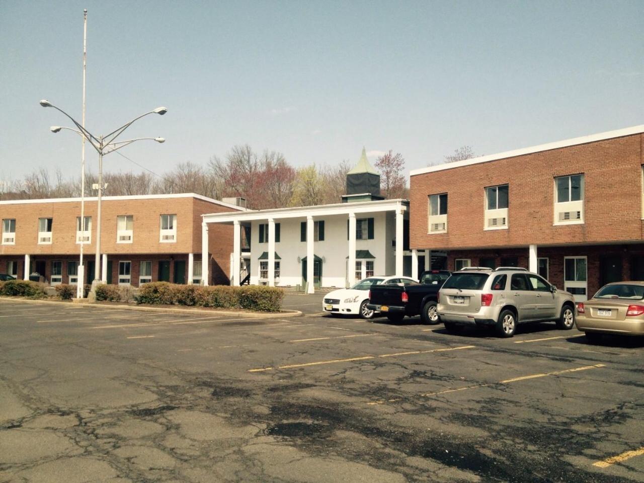 Tappan Zee Hotel