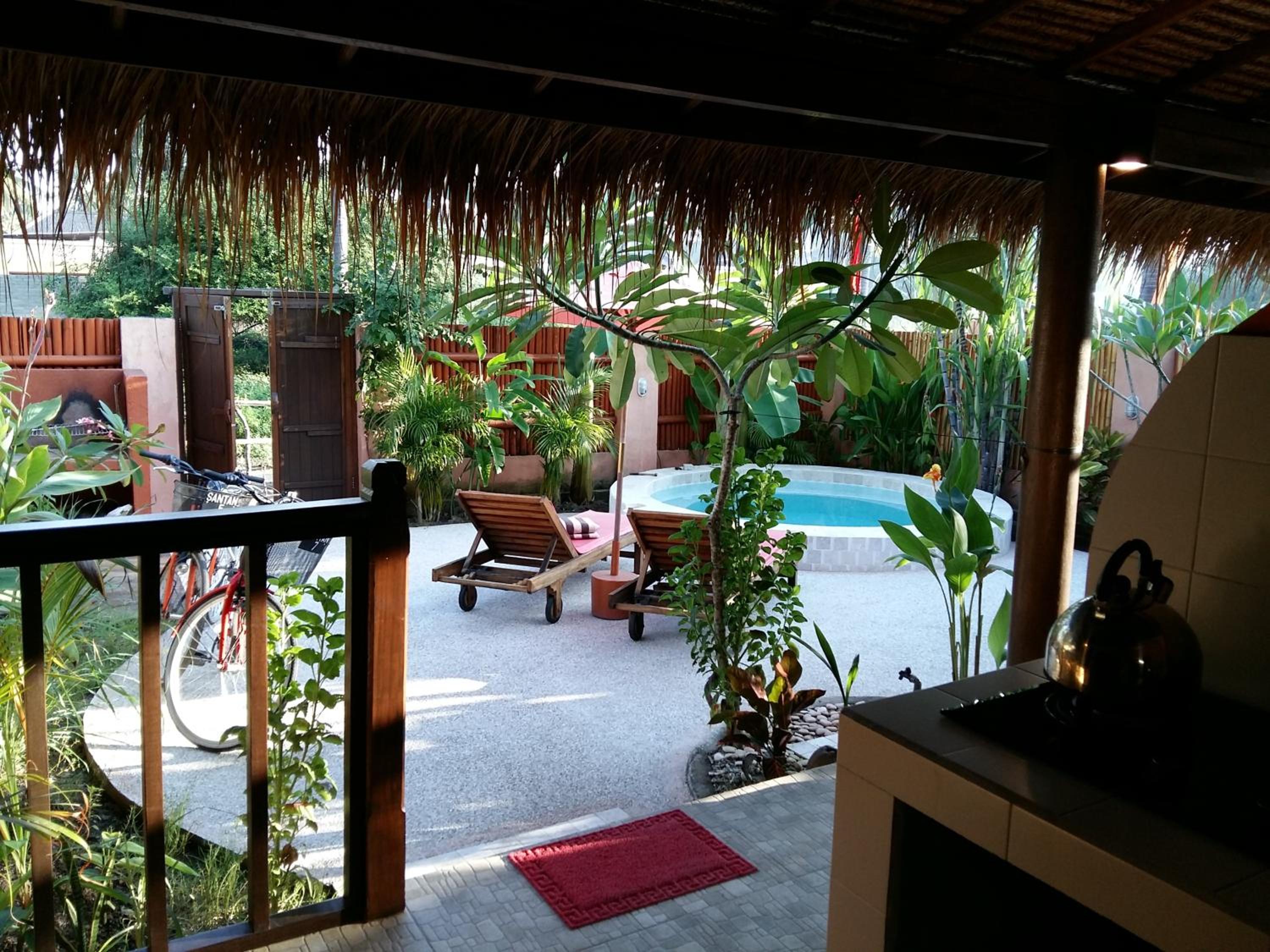 Photo 12