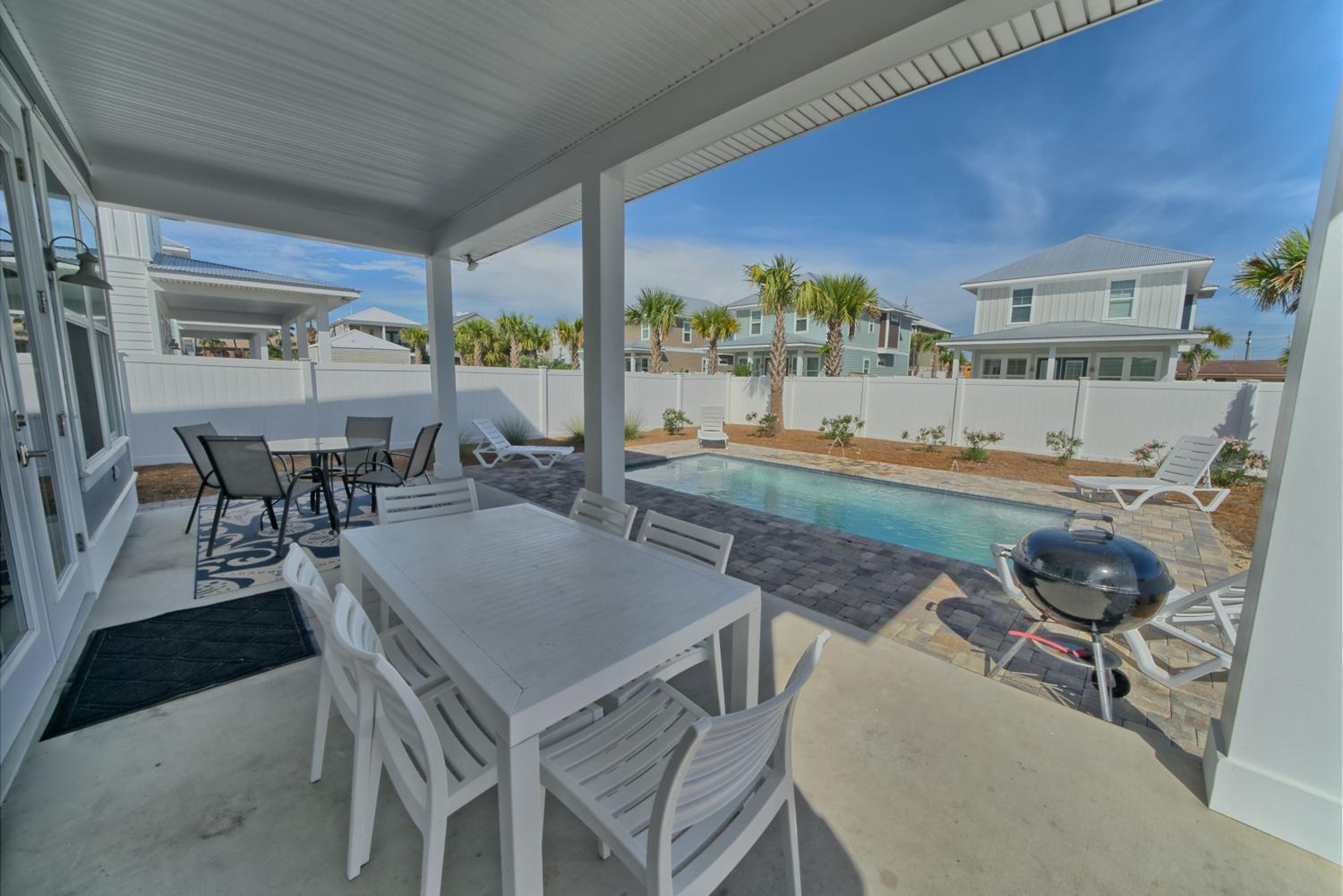 Fabulous Modern Beach House - 4BR, 35BA: POOL/Beach View & Access/Balcony view 5