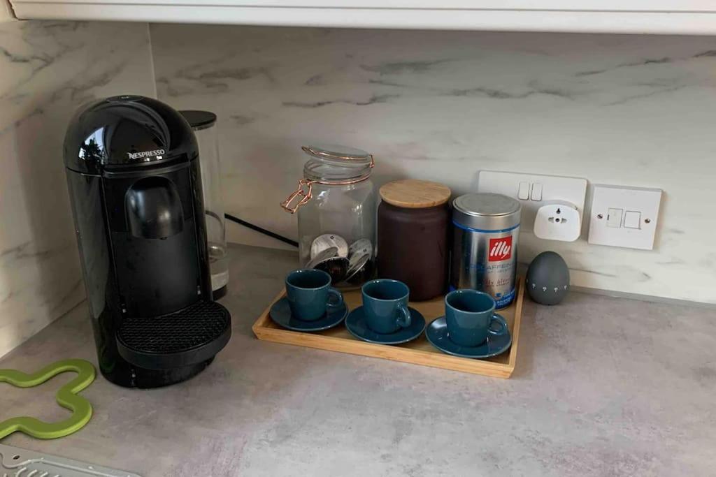 Lovely 1 Bedroom Flat in zone 1/2 London