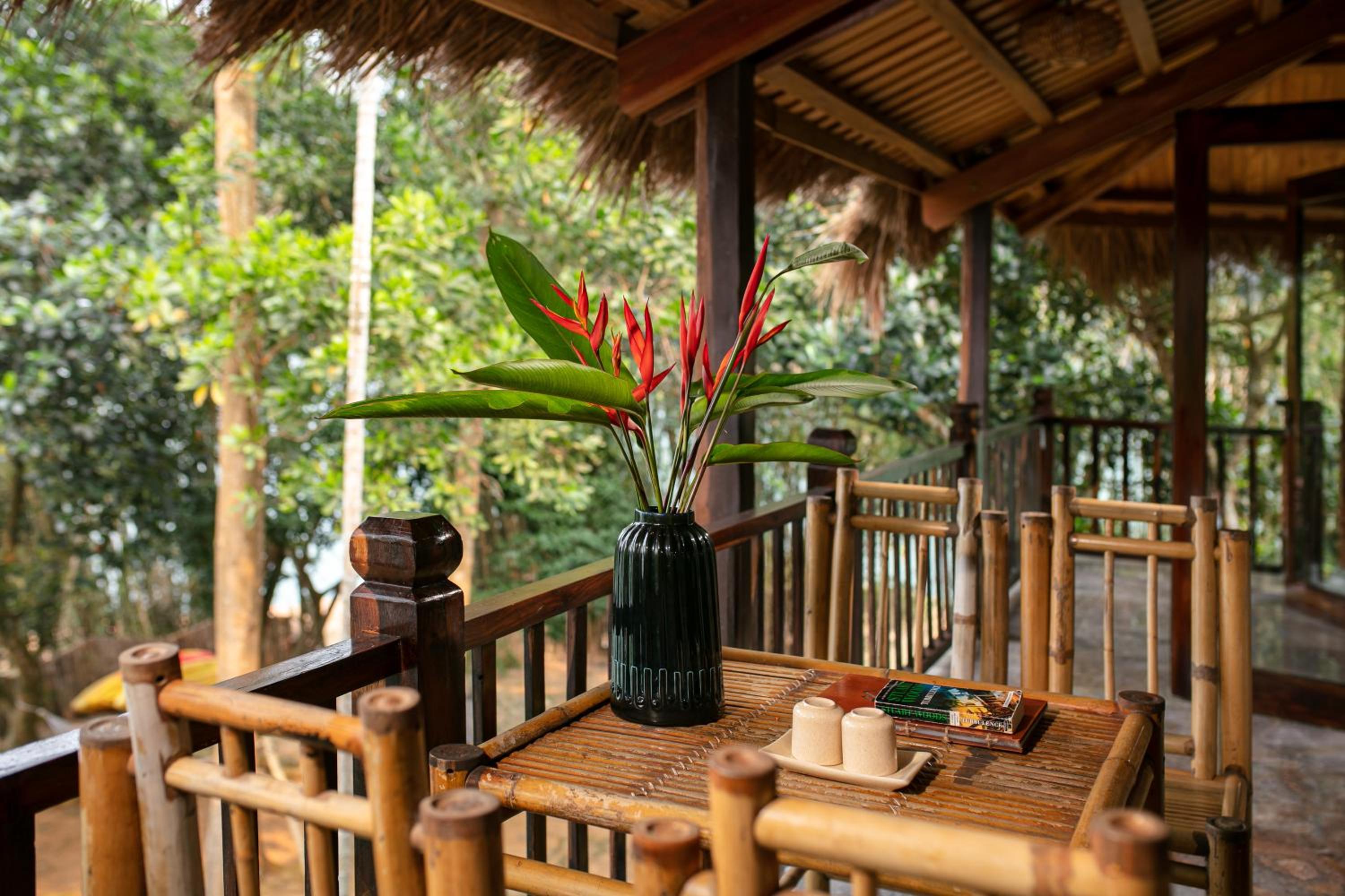 Mai Chau Hideaway Lake Resort