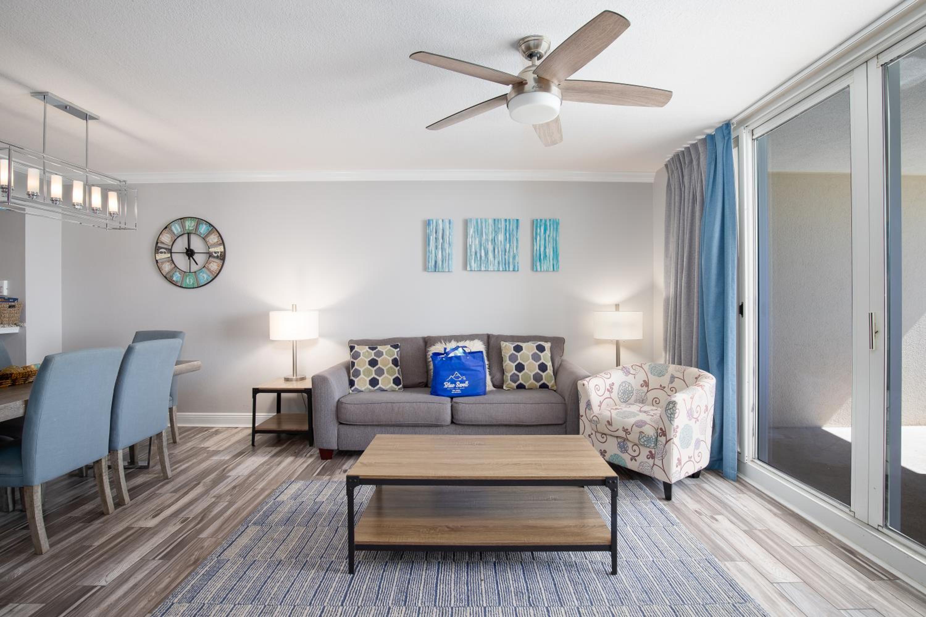 Brand New Throughout! Emerald Beach - Gulf Front! Sleeps 8! view 4