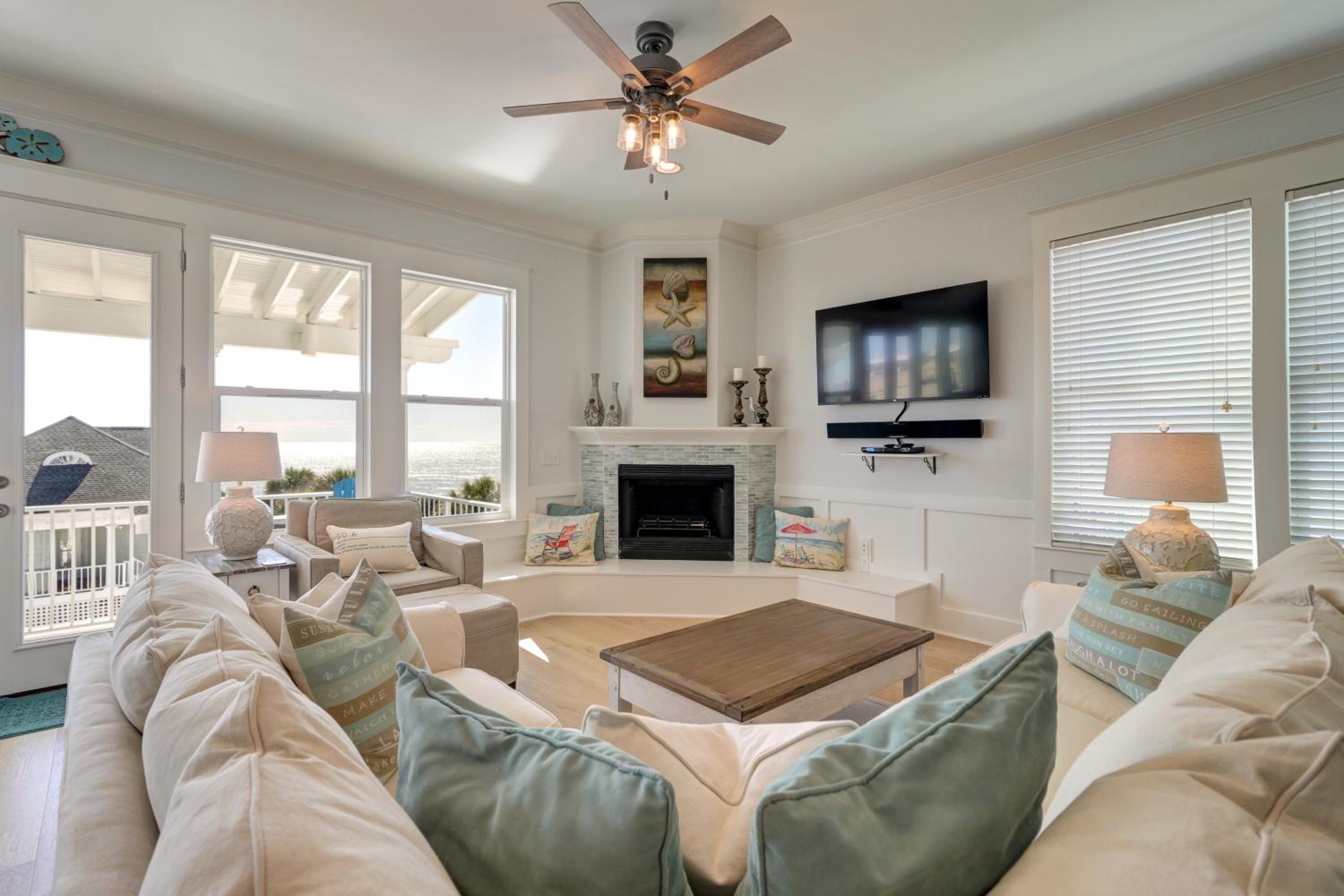 Book This Top Rated Luxury Home in Seagrove Now! Private Pool! view 2