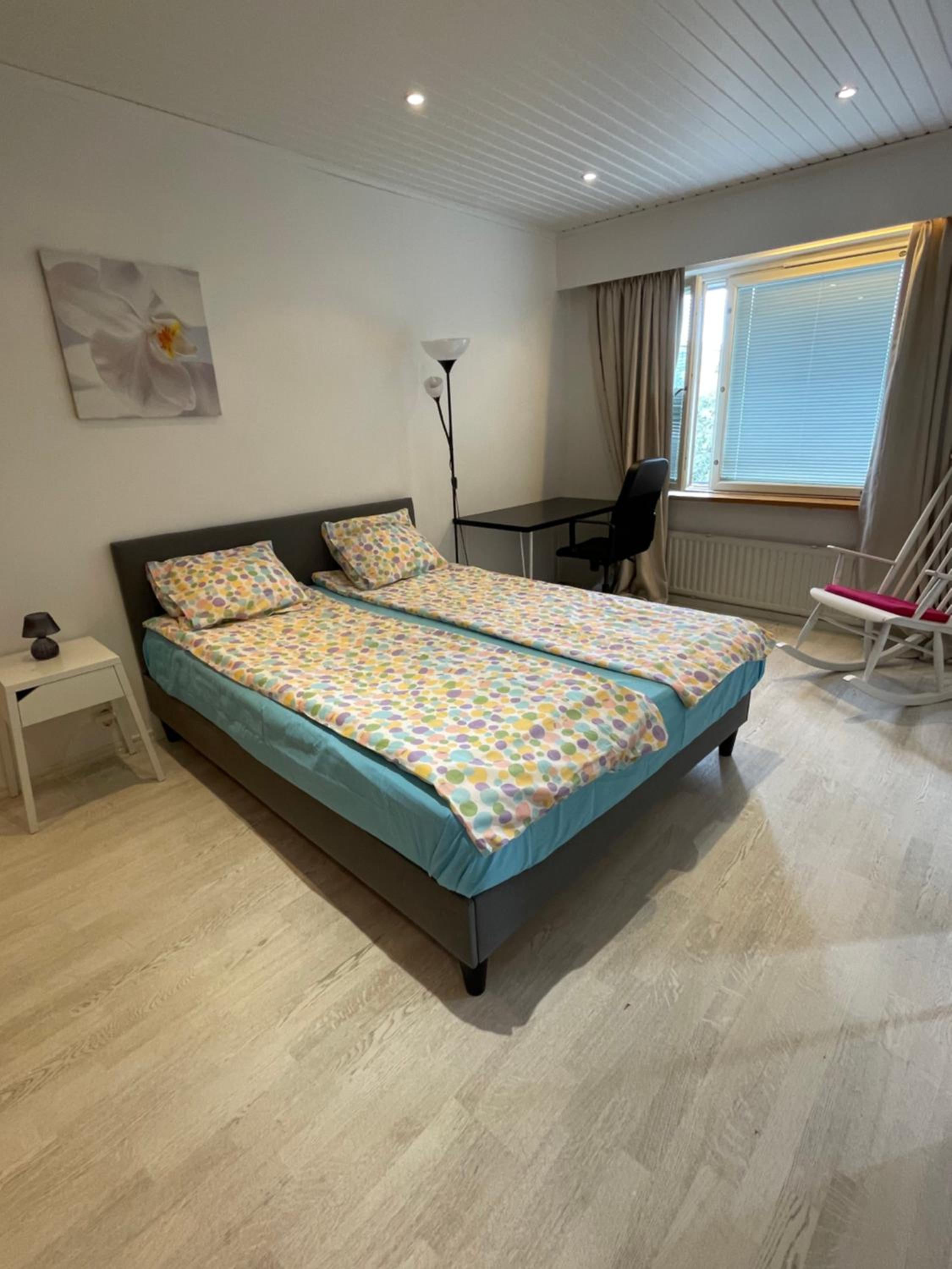 Helsinki, Private free parking, super easy to city centre and airport view 3