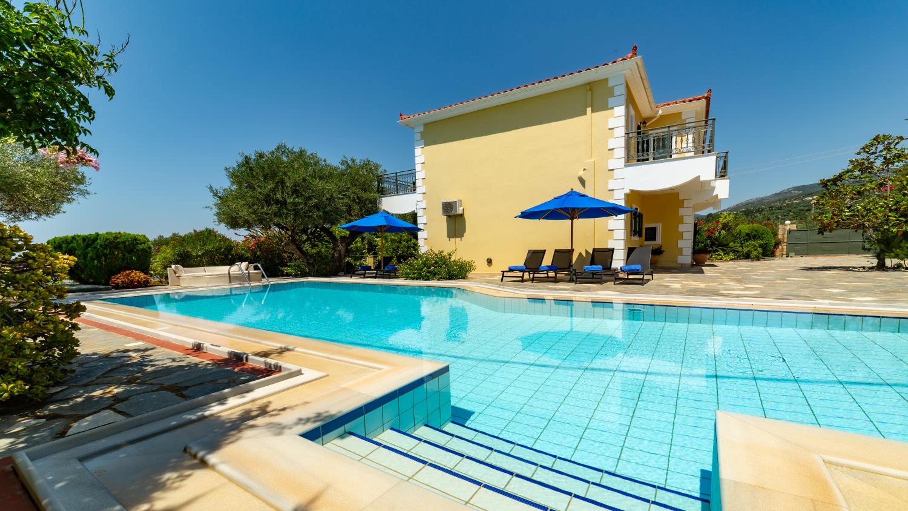 Villa Afrato