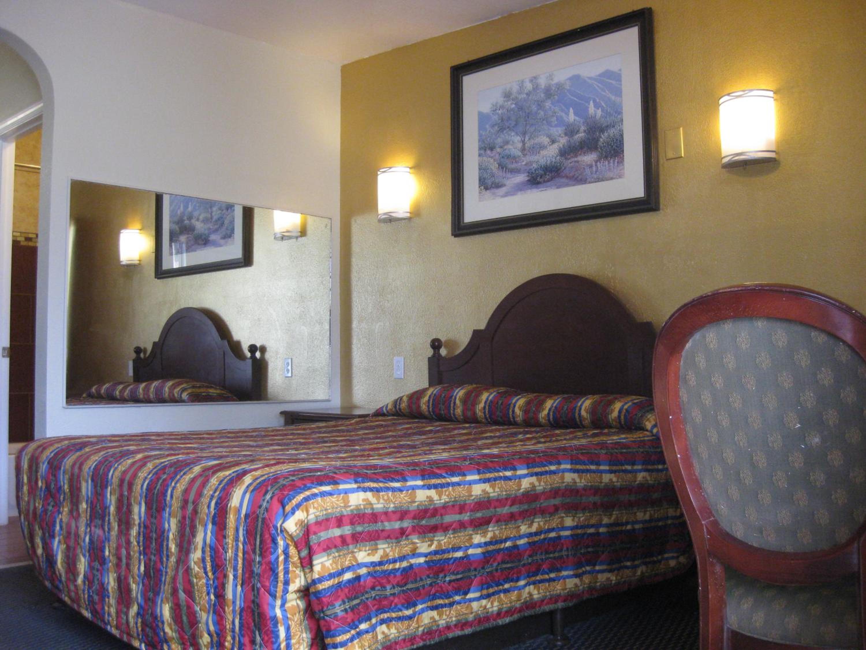 San Bernardino Vacations - Sunshine Motel - Property Image 9