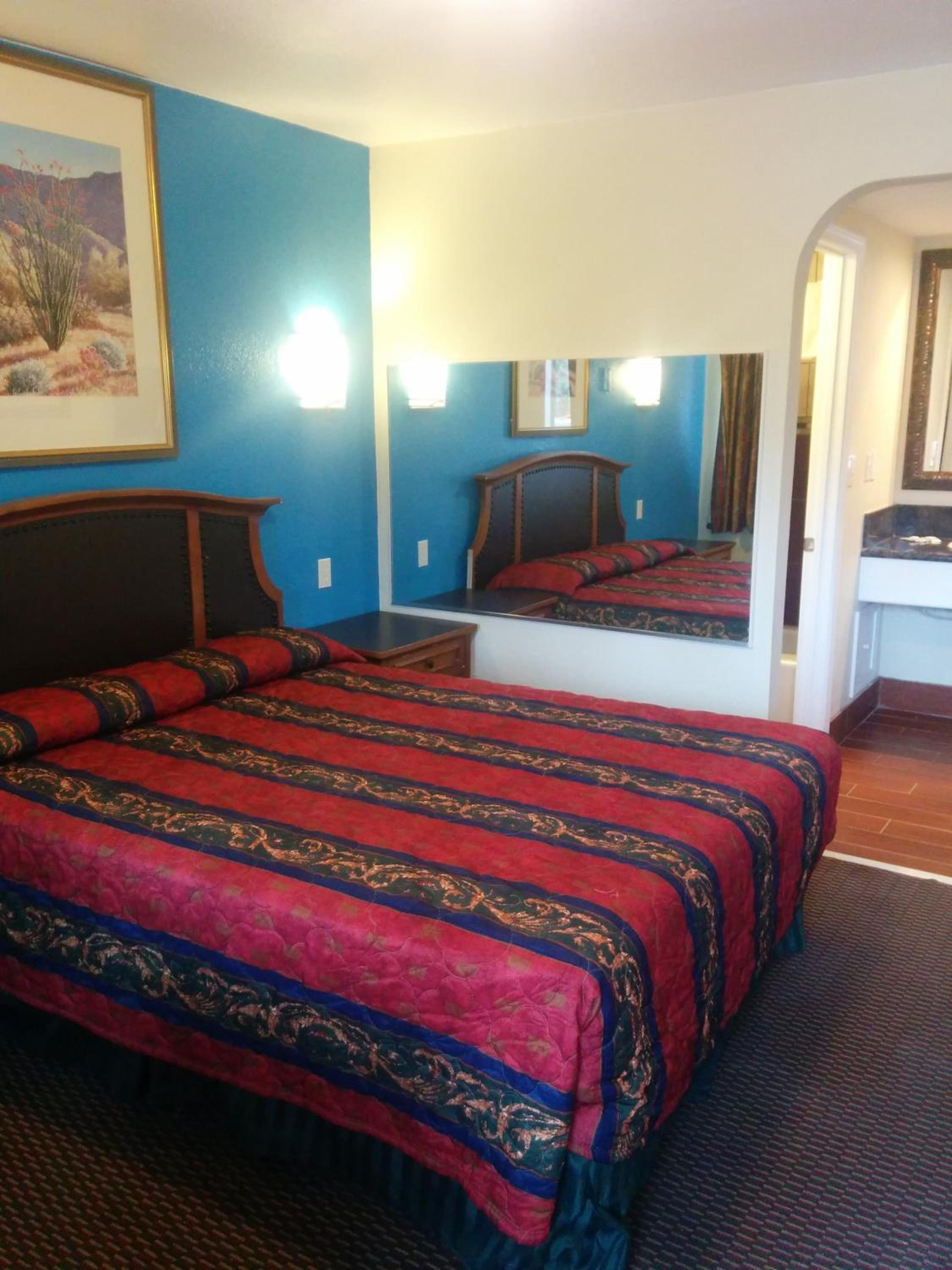 San Bernardino Vacations - Sunshine Motel - Property Image 22