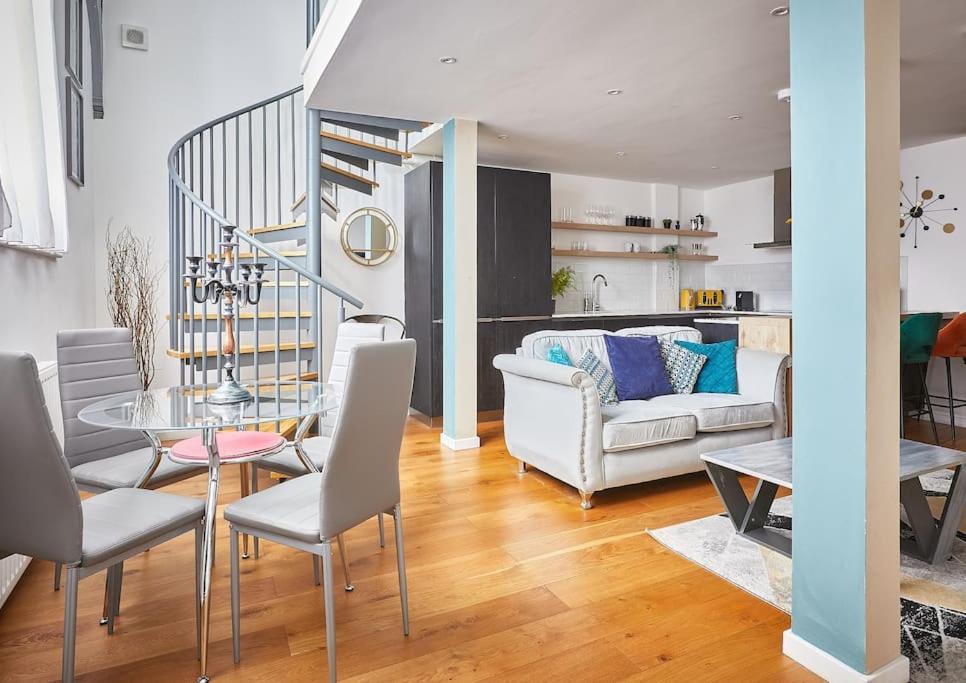 The Chapel Cottage by Ritual Stays view 4