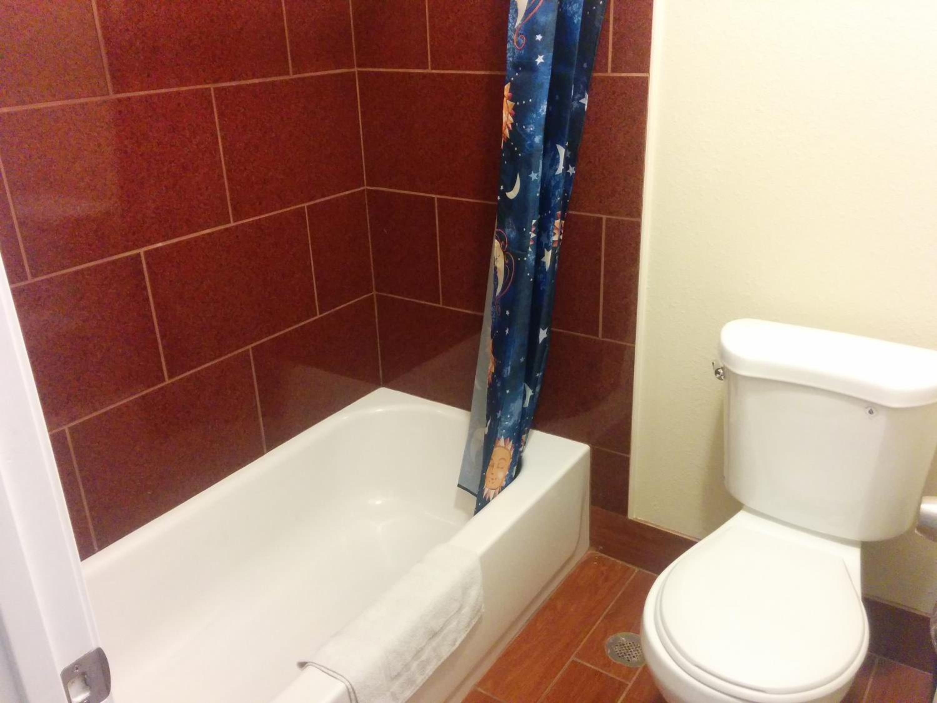San Bernardino Vacations - Sunshine Motel - Property Image 21