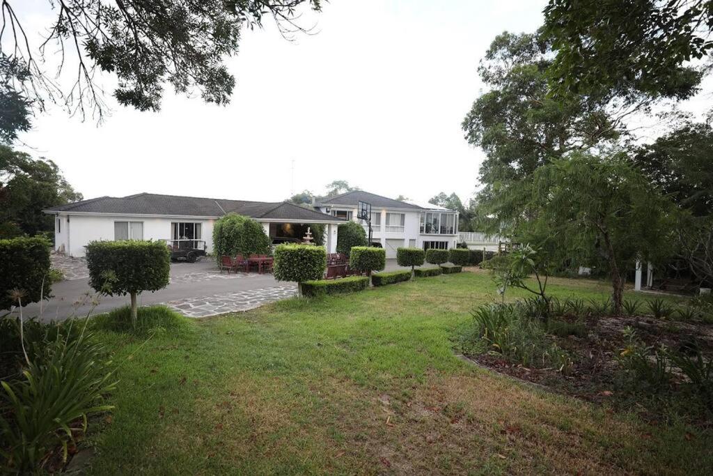 Private exclusive resort - 40 Min to City