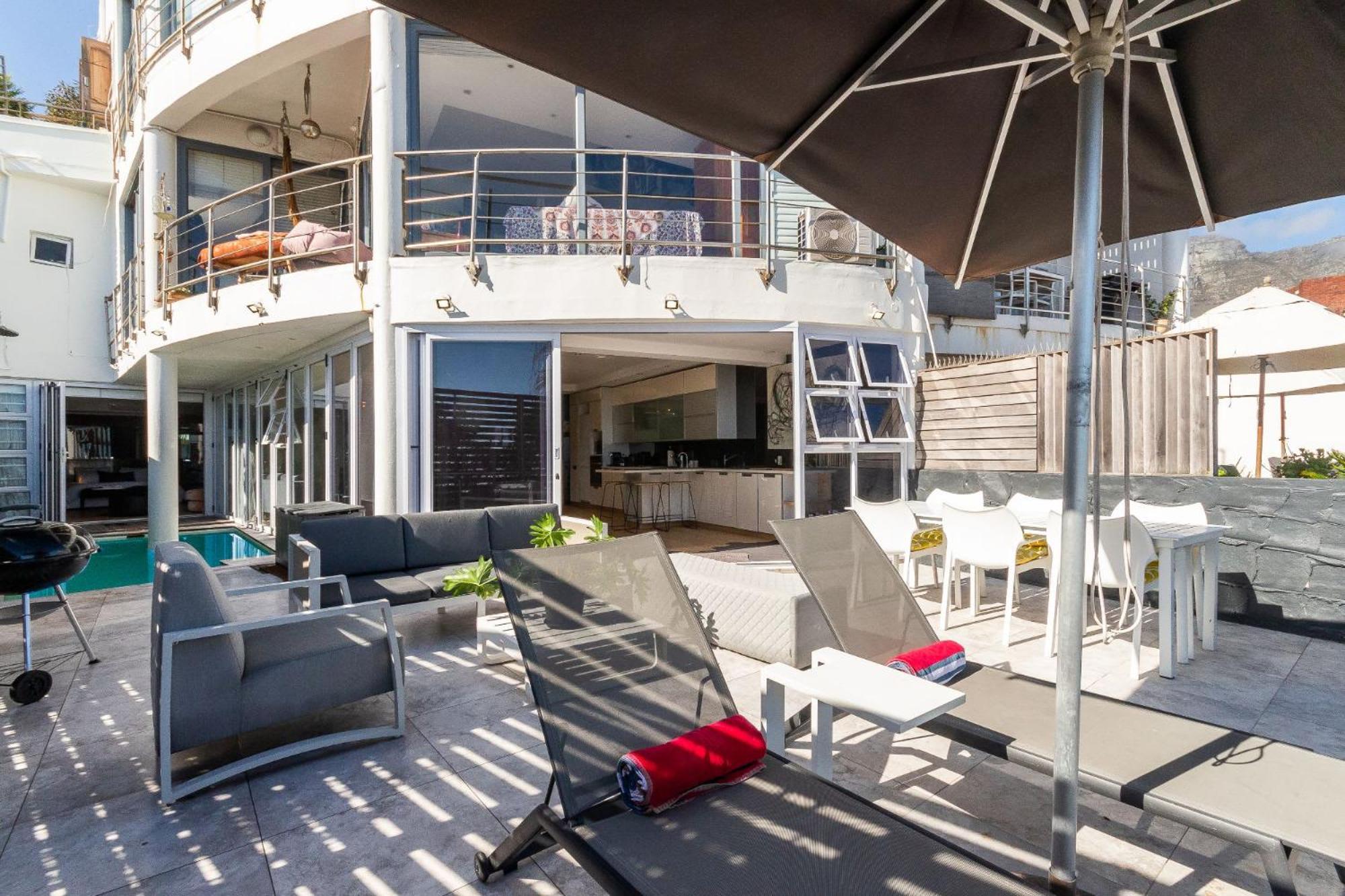 Paloma Aparment