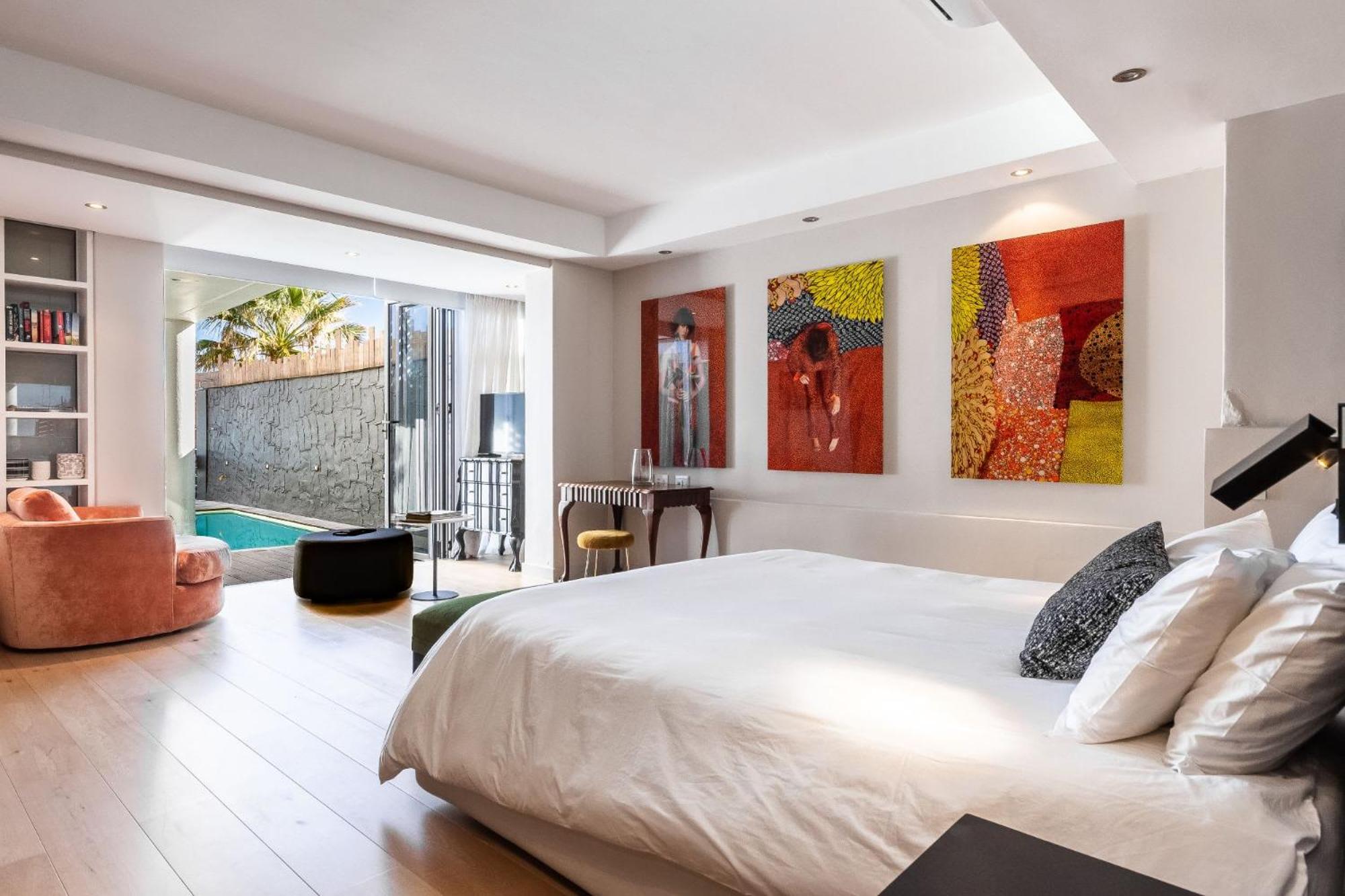 Paloma Aparment