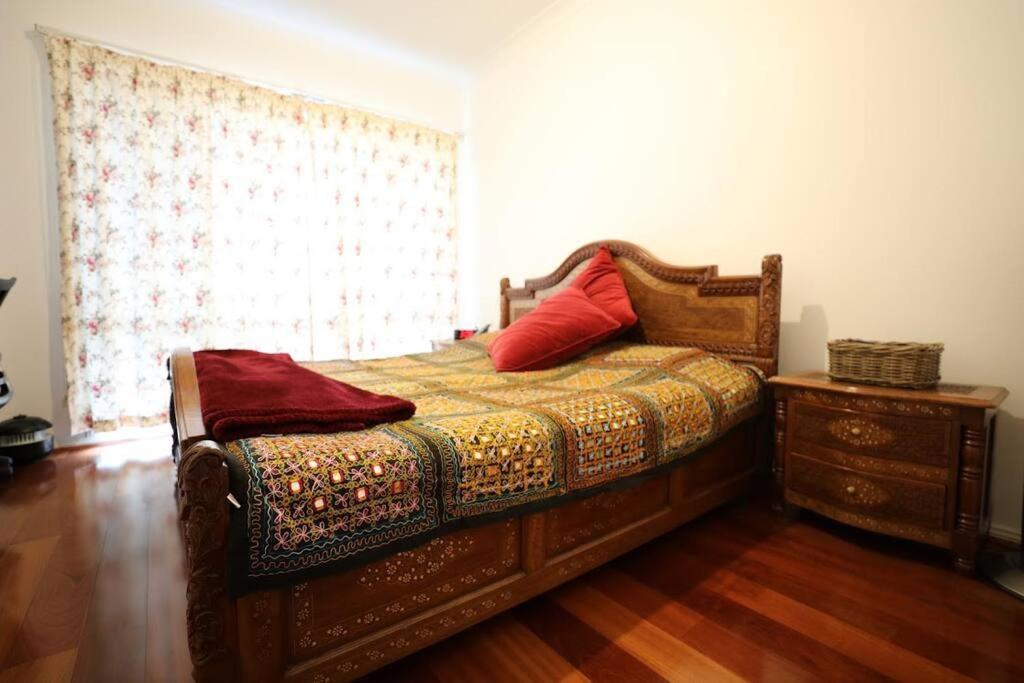 Private exclusive resort - 40 Min to City