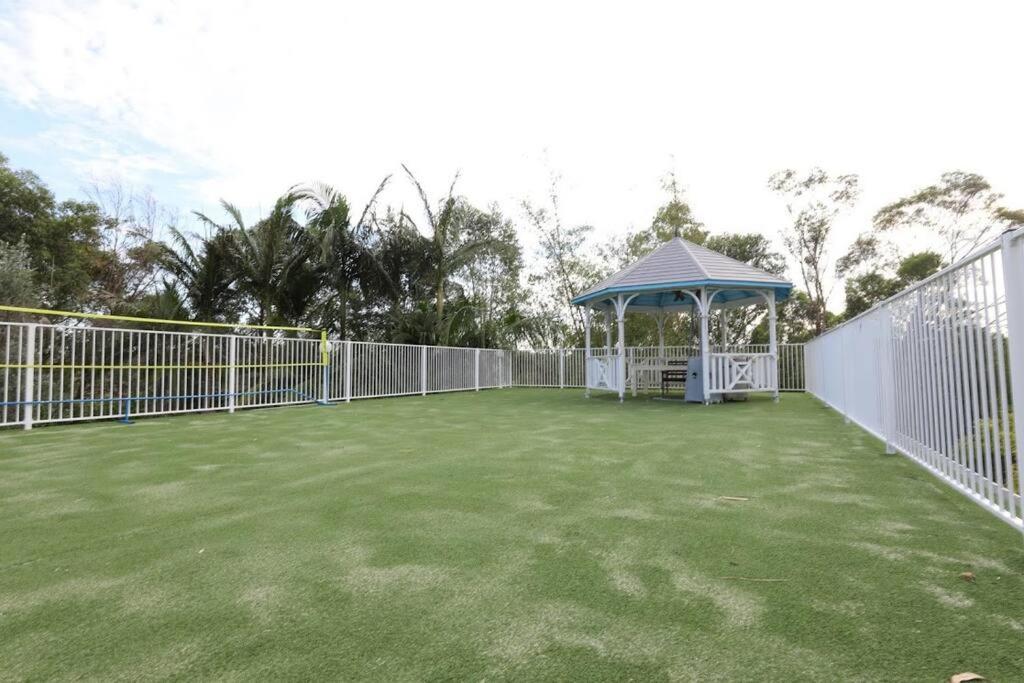 Private exclusive resort - 40 Min to City