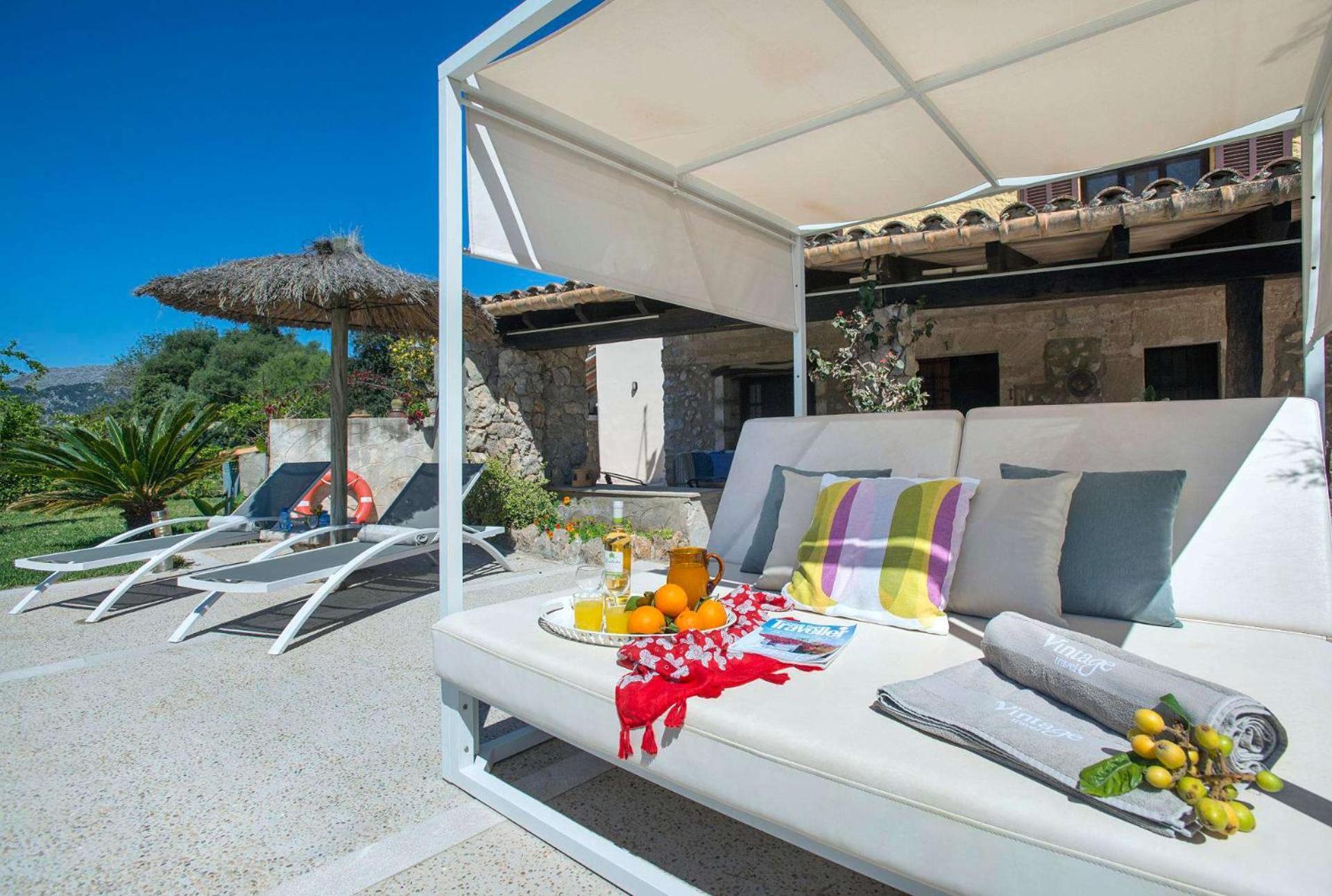 Villa Antonia by Vintage Travel