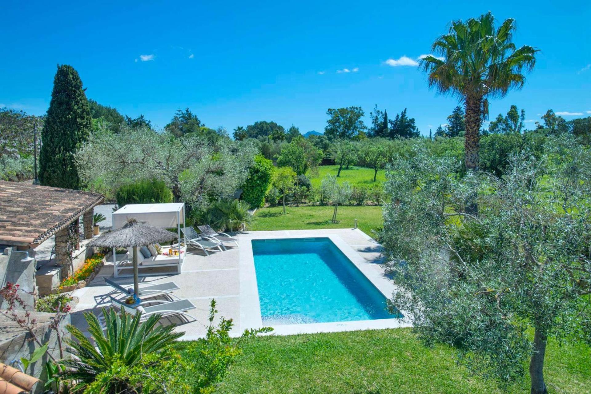 Villa Antonia by Vintage Travel