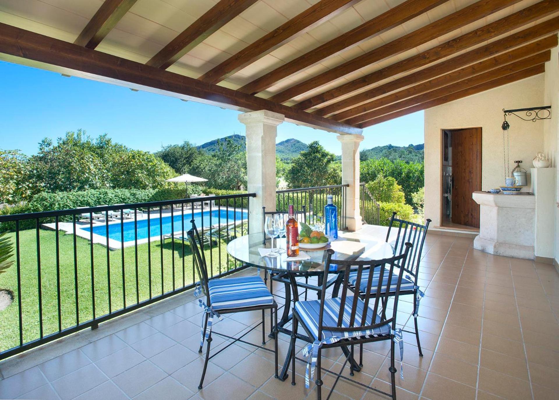 Villa Llosia by Vintage Travel