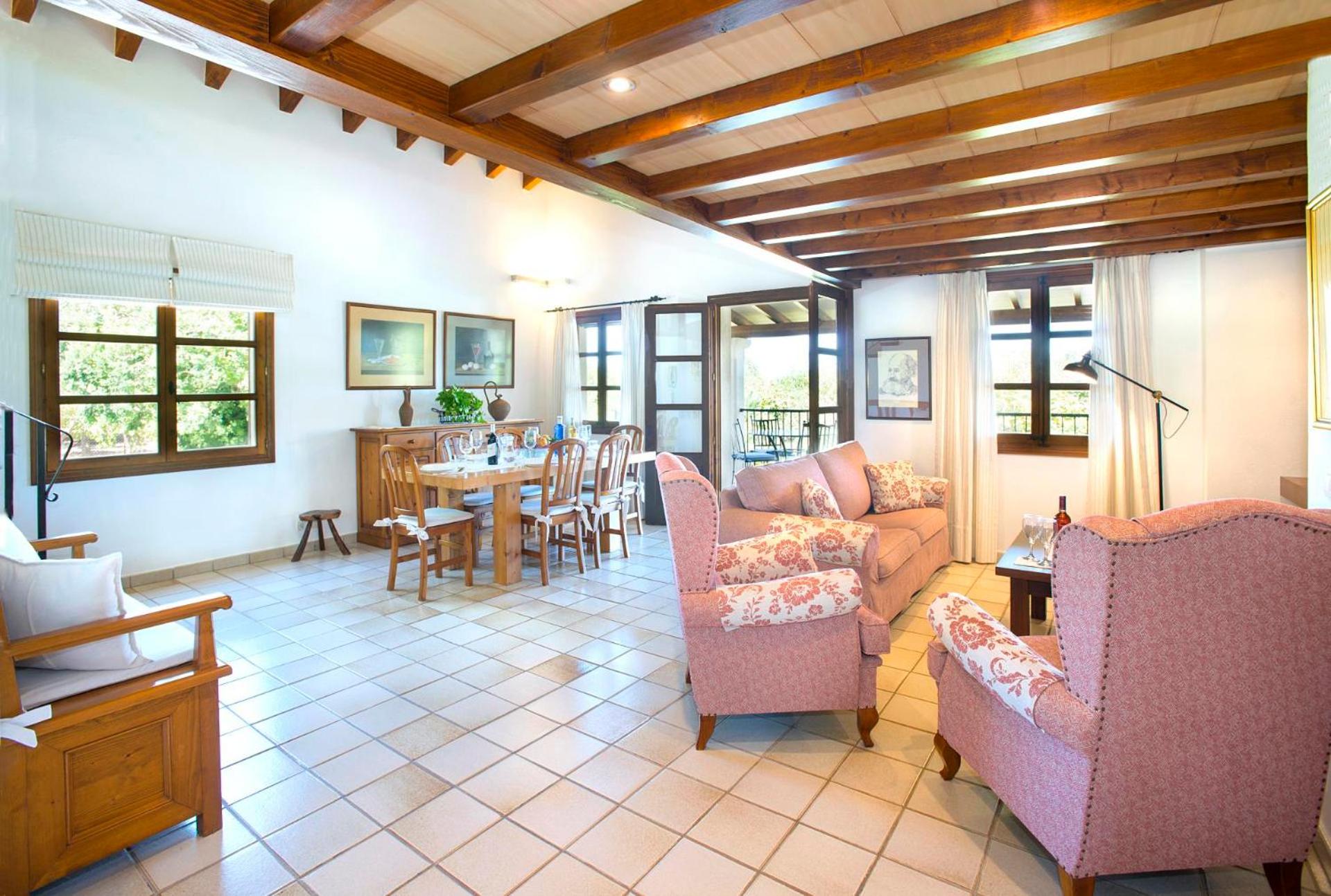 Villa Llosia by Vintage Travel