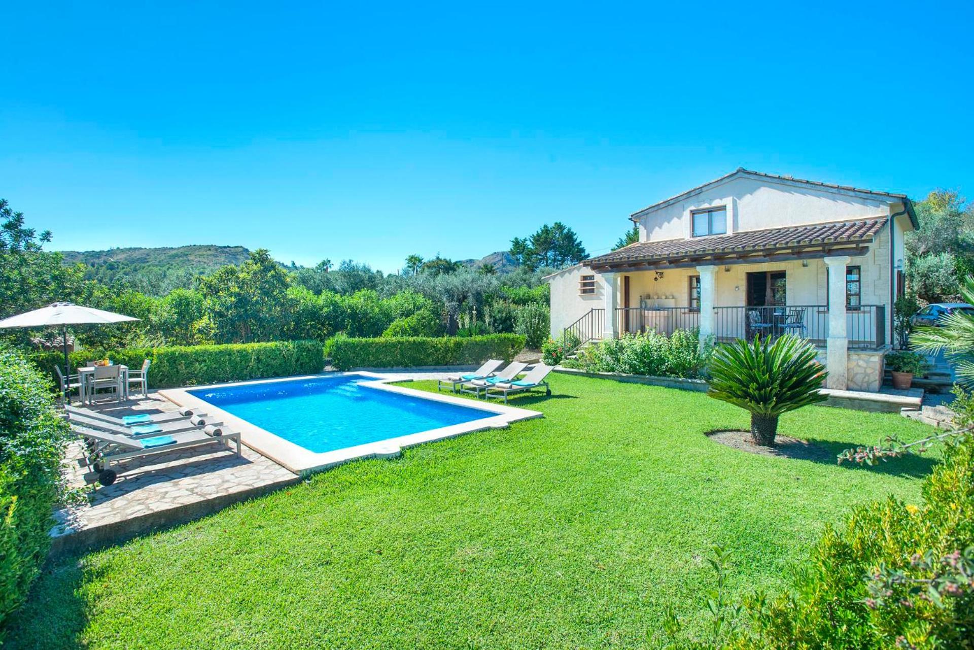 Villa Llosia by Vintage Travel