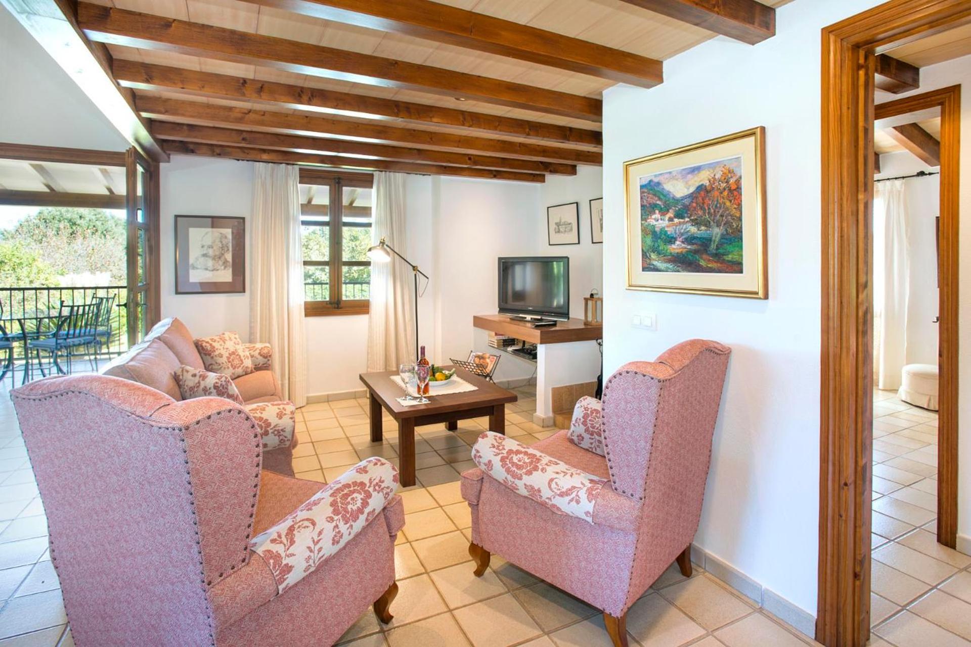 Villa Llosia by Vintage Travel