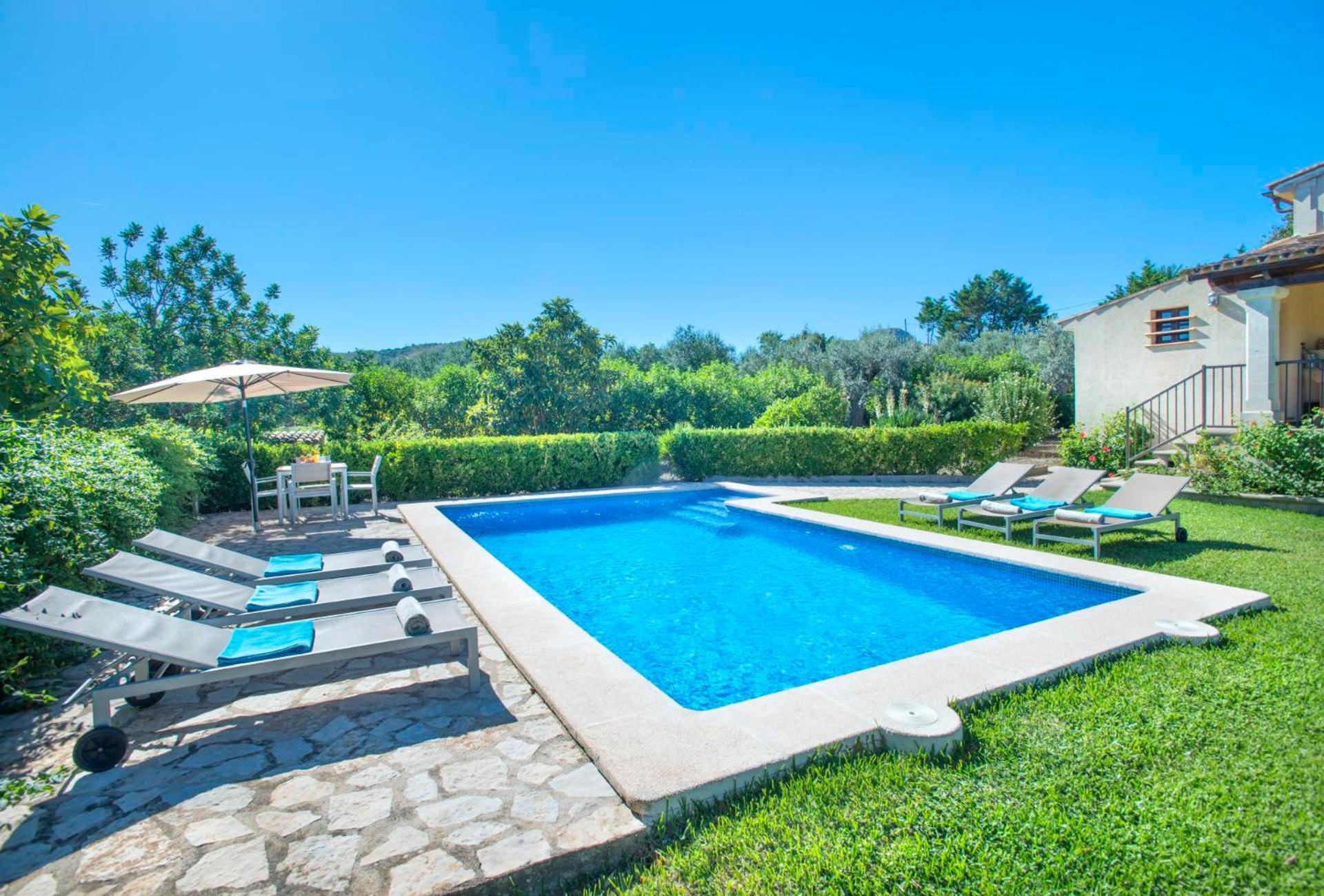 Villa Llosia by Vintage Travel