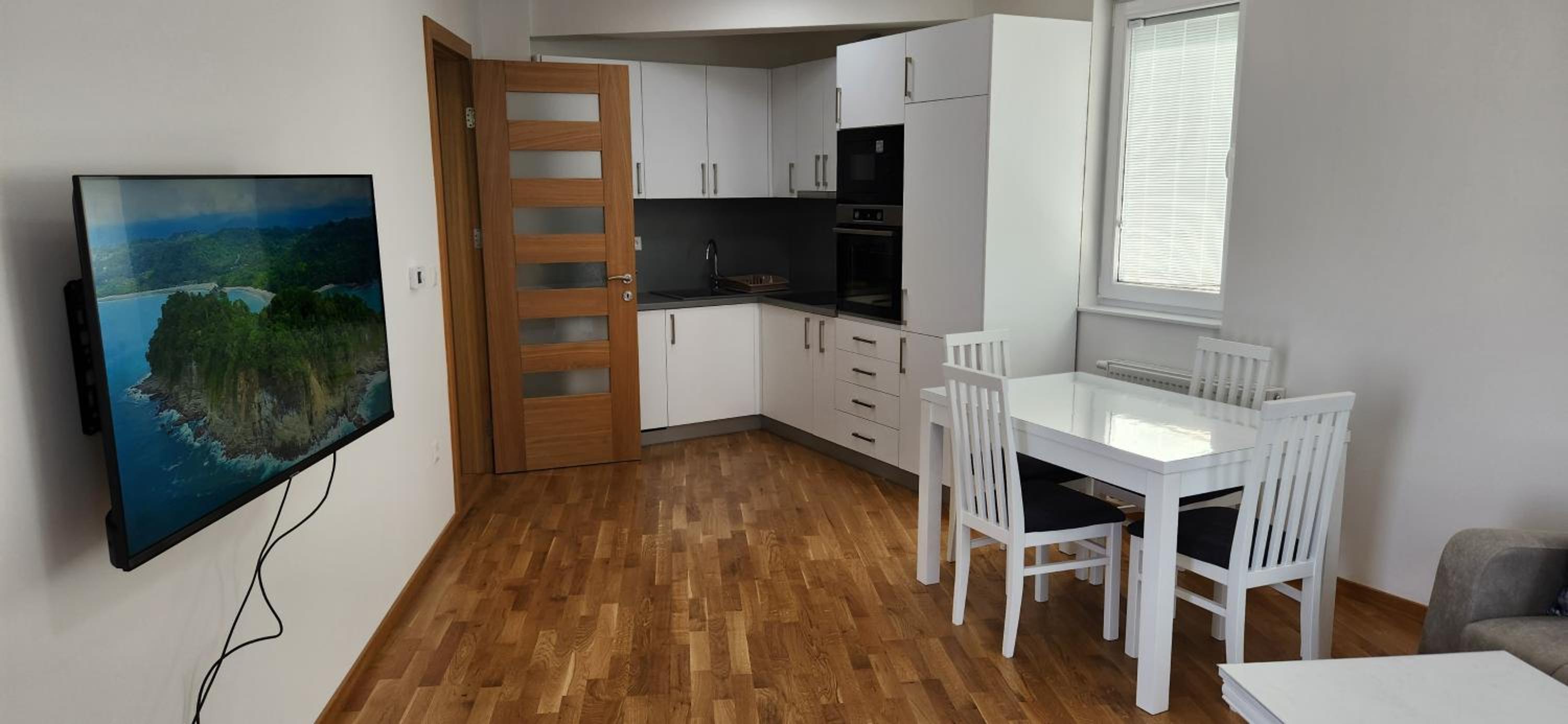 Brand New Two Bedroom and One Living Room Apartment in a Great Location!