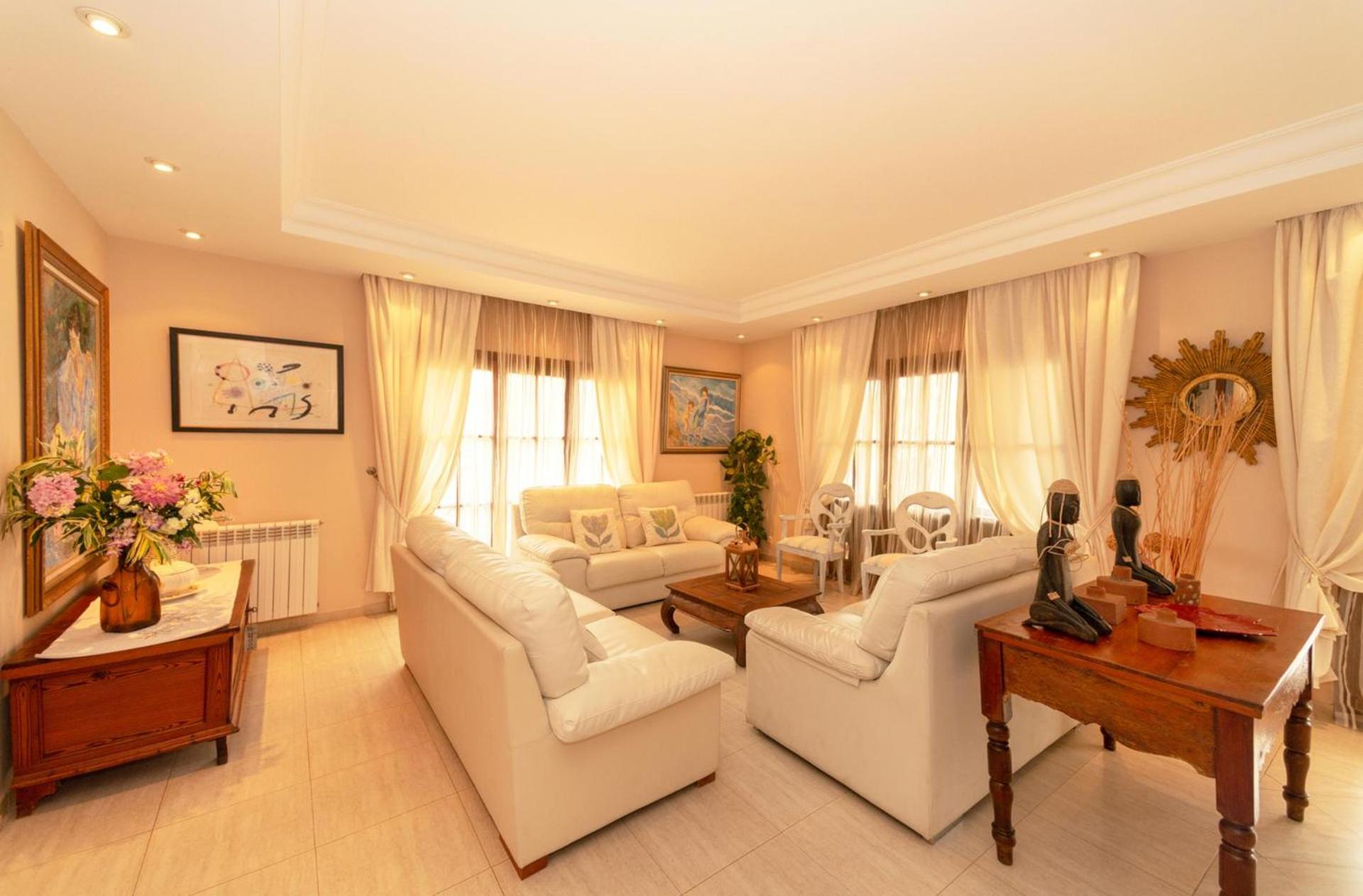 Oliveres by Vintage Travel