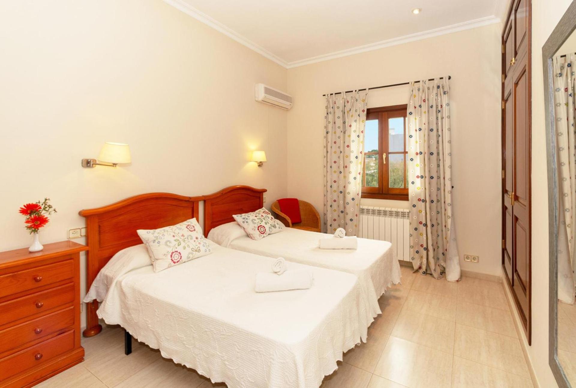 Oliveres by Vintage Travel