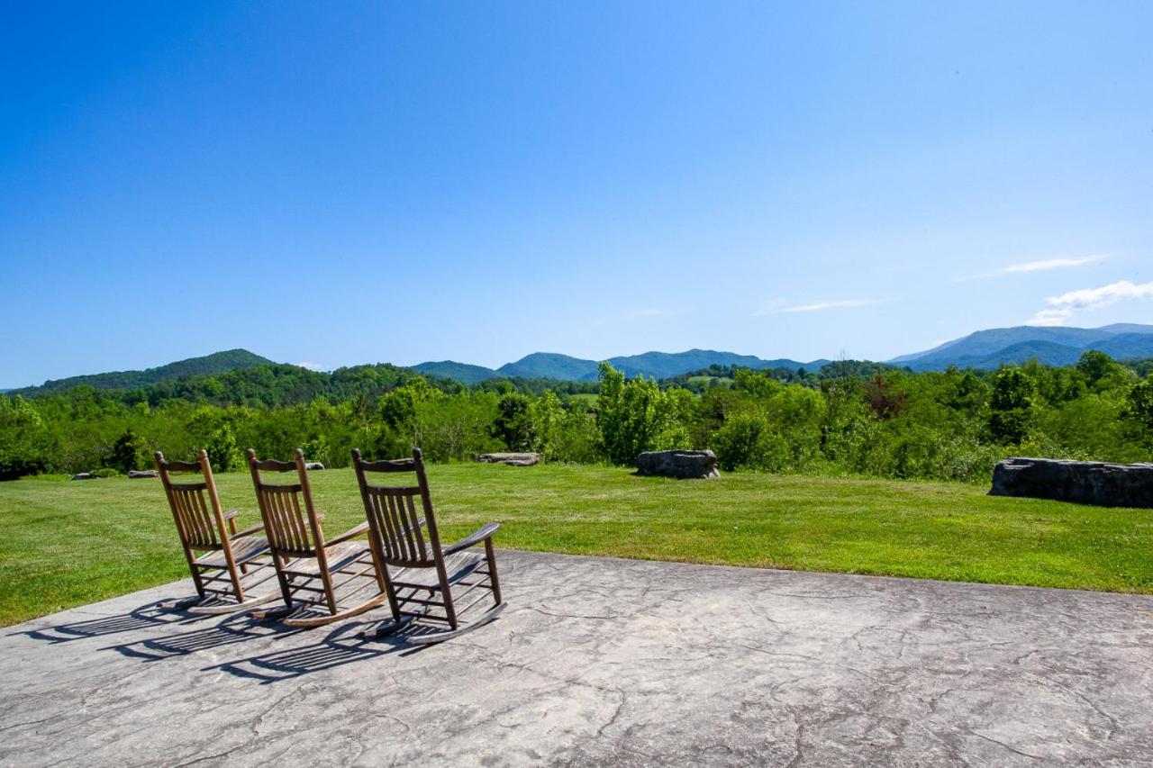 Elegant End Condo Fireplace Community Amenities view 5