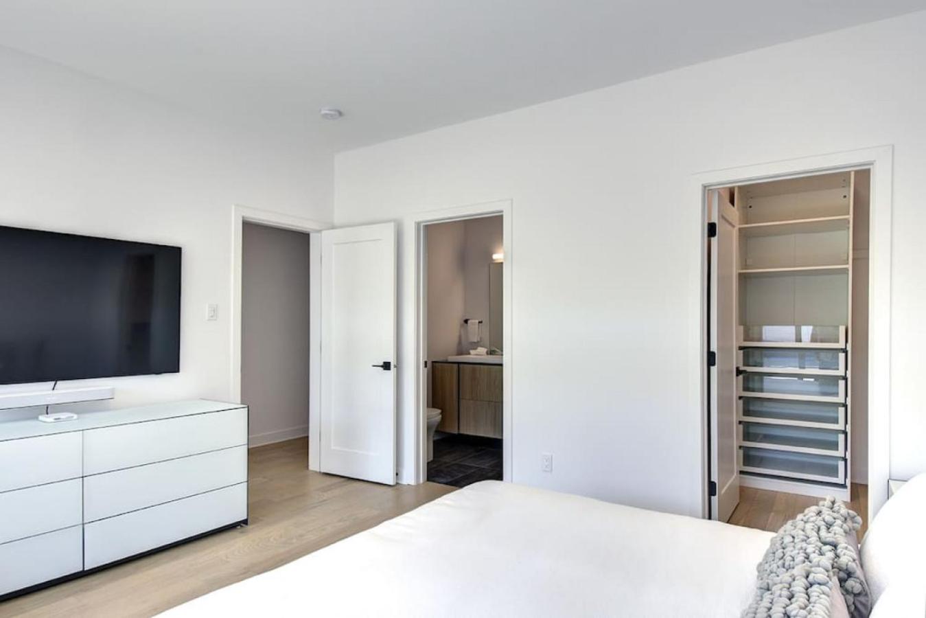 101 Verbier - New 3BR Lux Condo w Mtn View Close to Everything