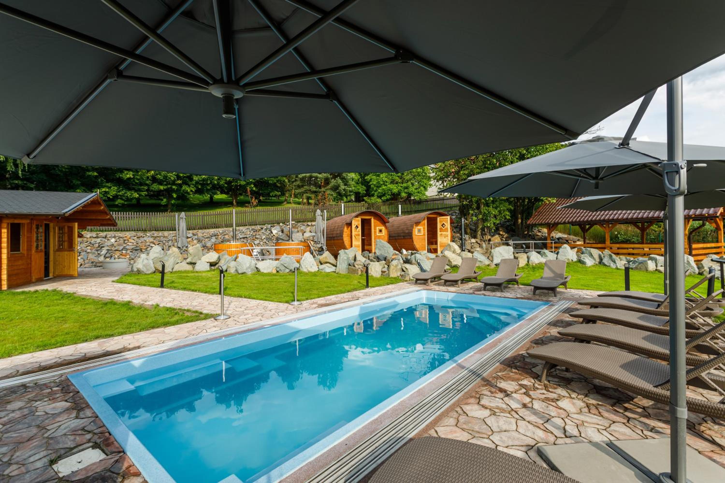 Restaurace a penzion Pod Lipami Metylovice