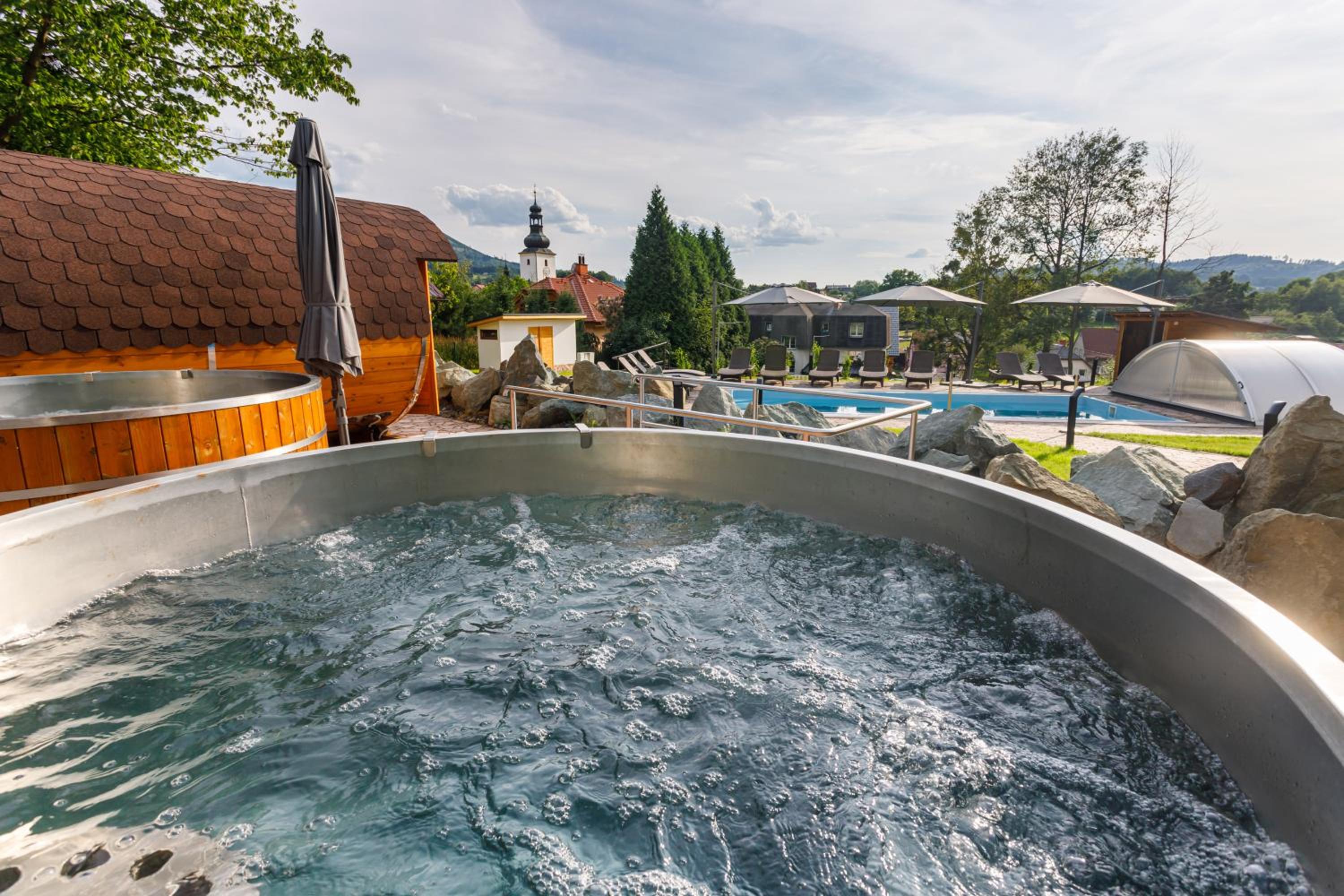 Restaurace a penzion Pod Lipami Metylovice