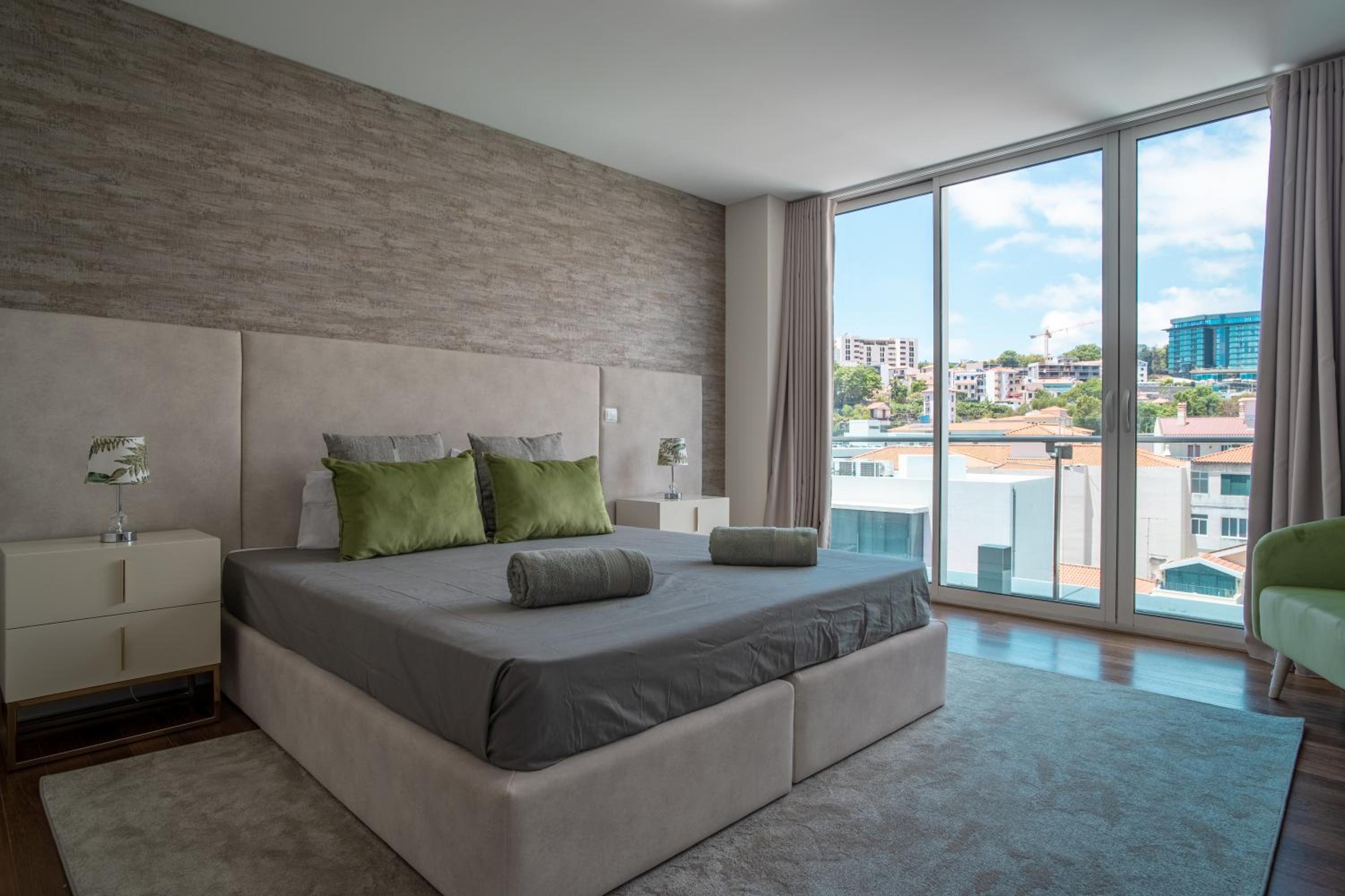 Freemont Apartment Funchal view 4