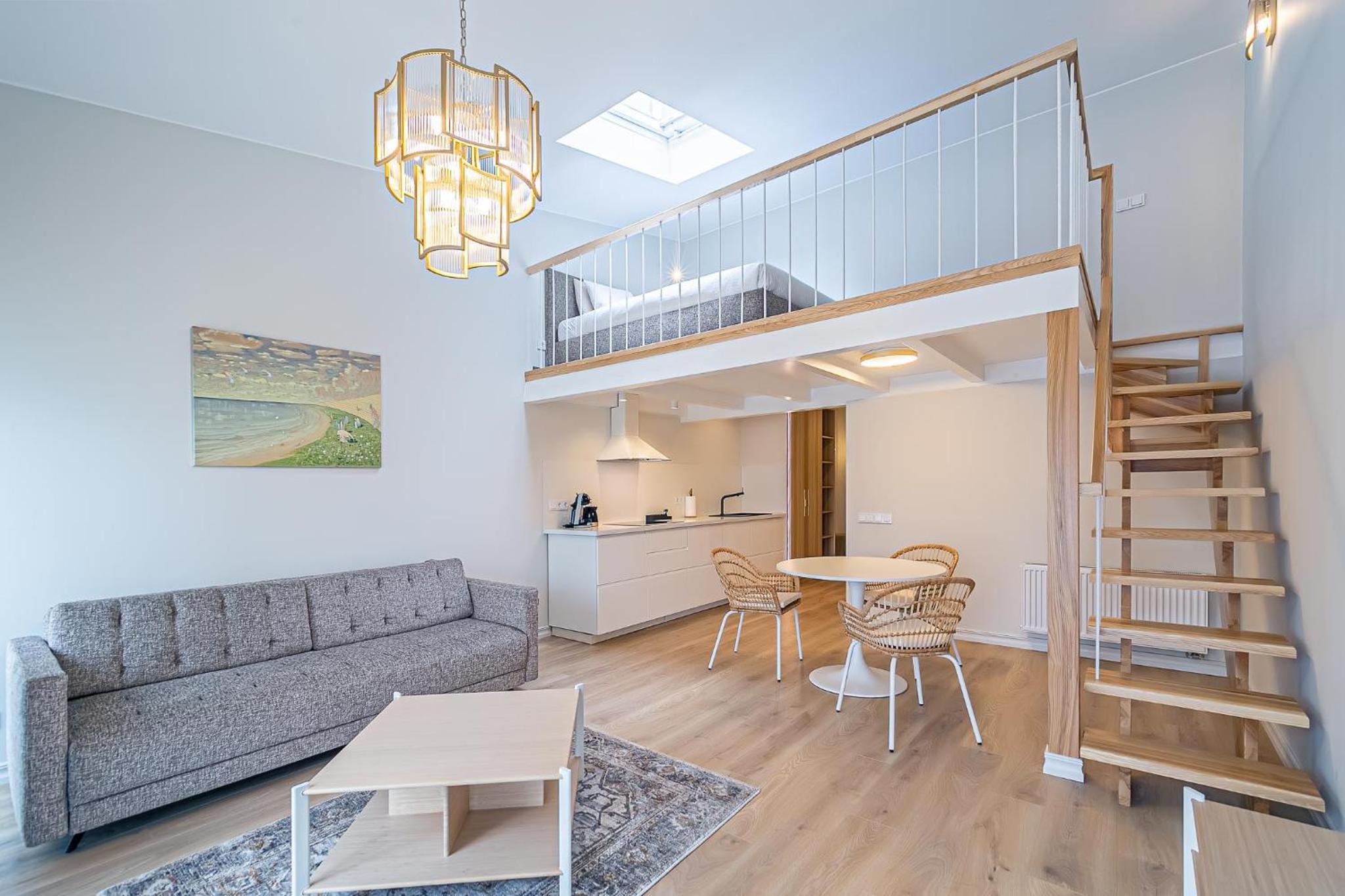 Hotel Modern Loft Apartment with free parking No 1 - Image 1