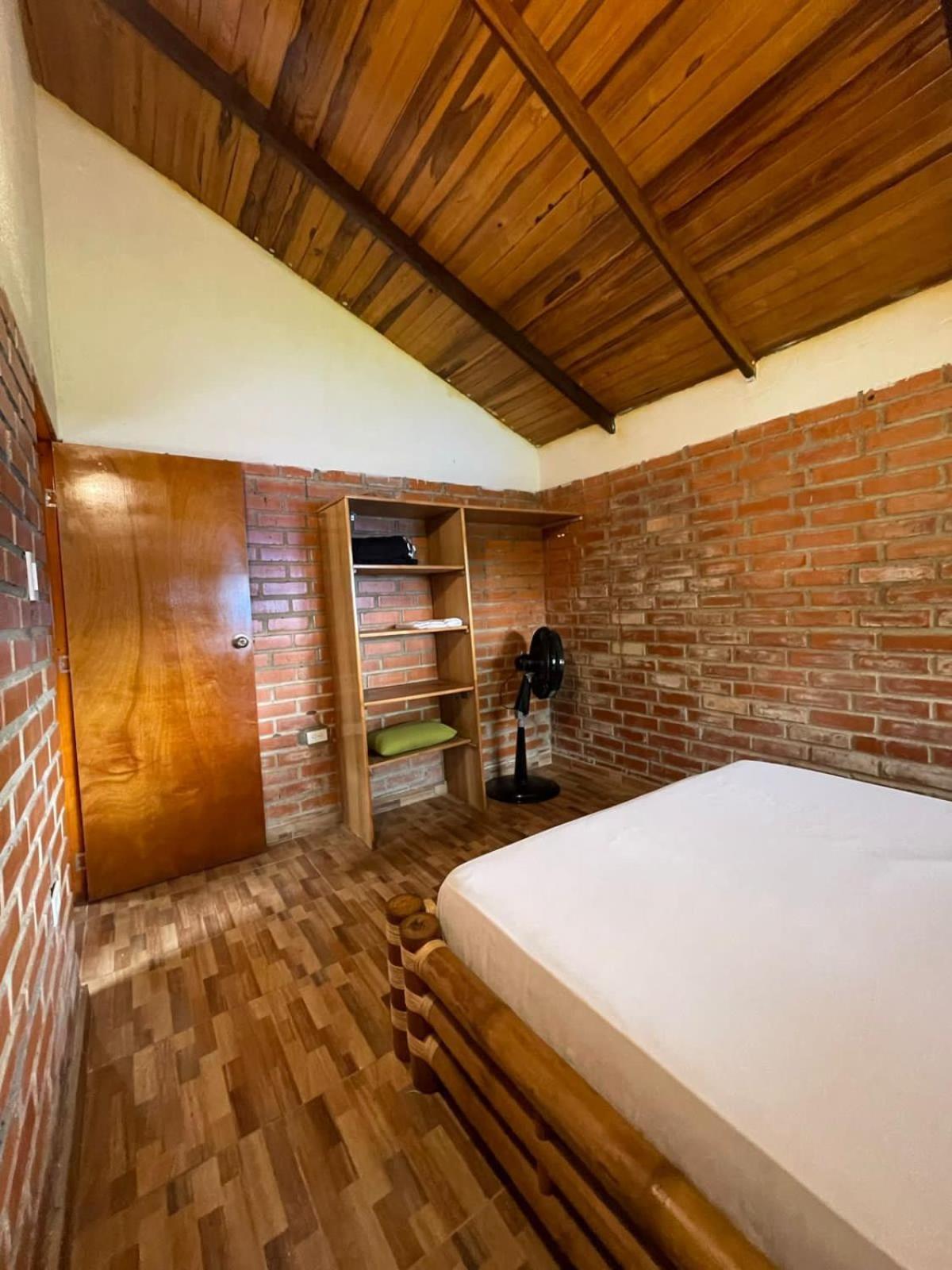 Lodging Casa Bunkua