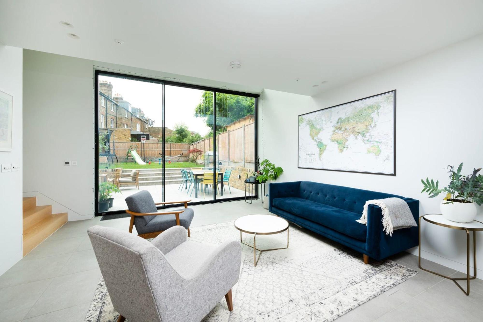 Beautiful 4BR Home in Vibrant Haringey view 2