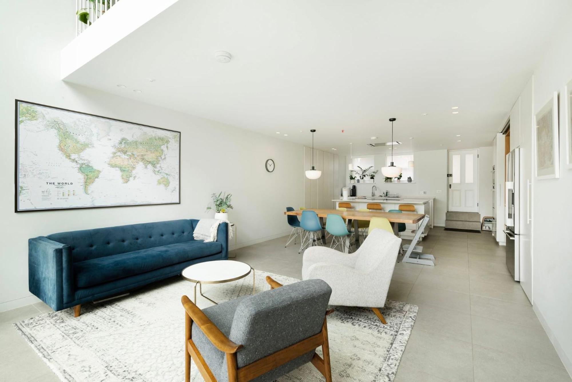 Beautiful 4BR Home in Vibrant Haringey view 5