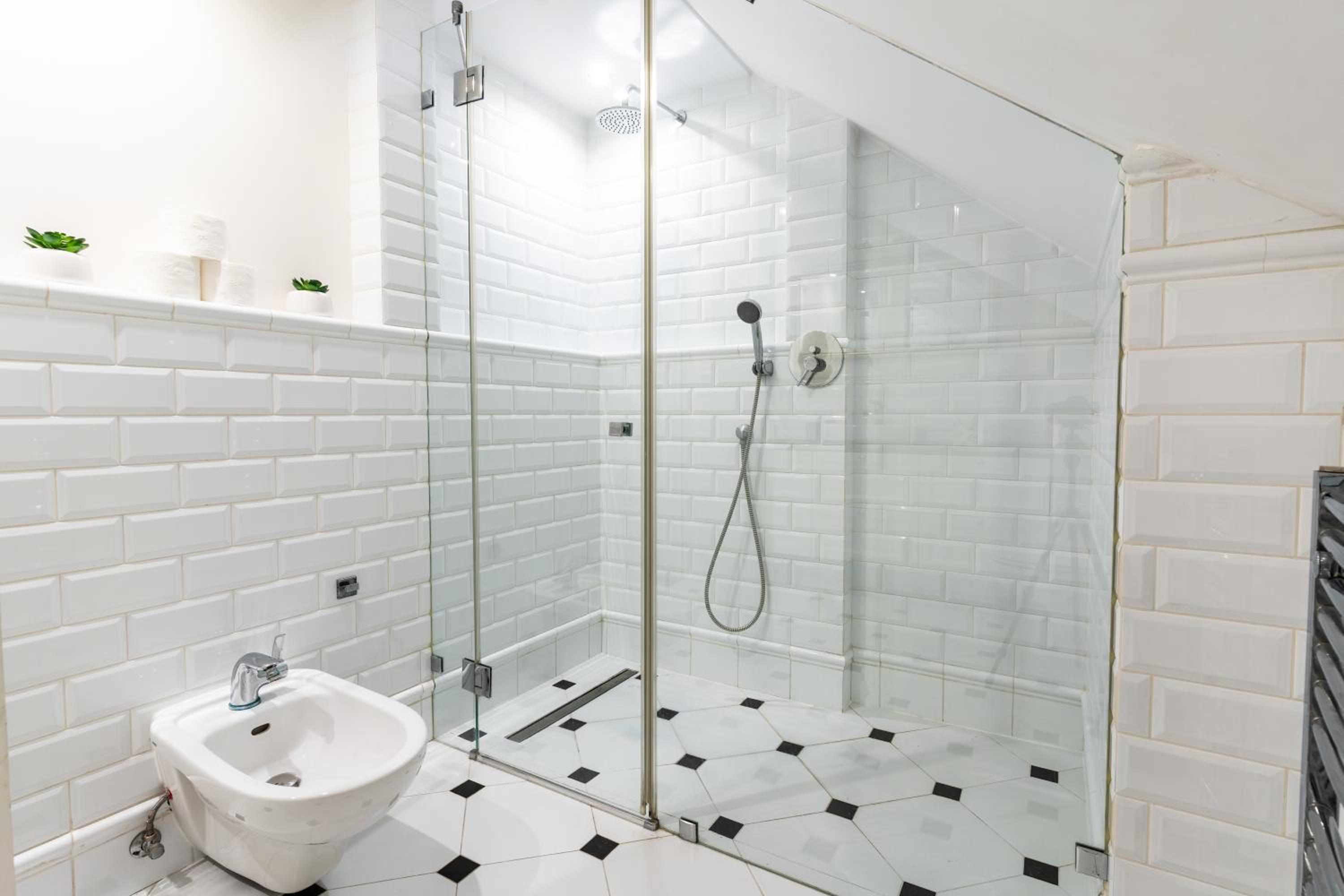 Willa Las&Luksus Jacuzzi, Sauna i Relaks pod Warszawą