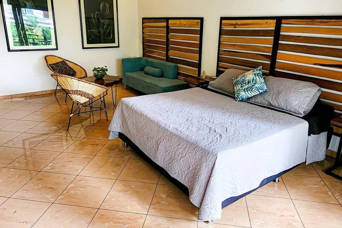 Luxury Villa In Provenza