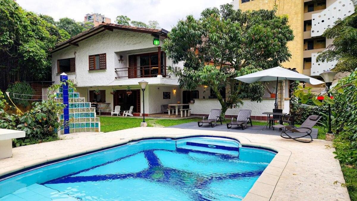 Luxury Villa In Provenza
