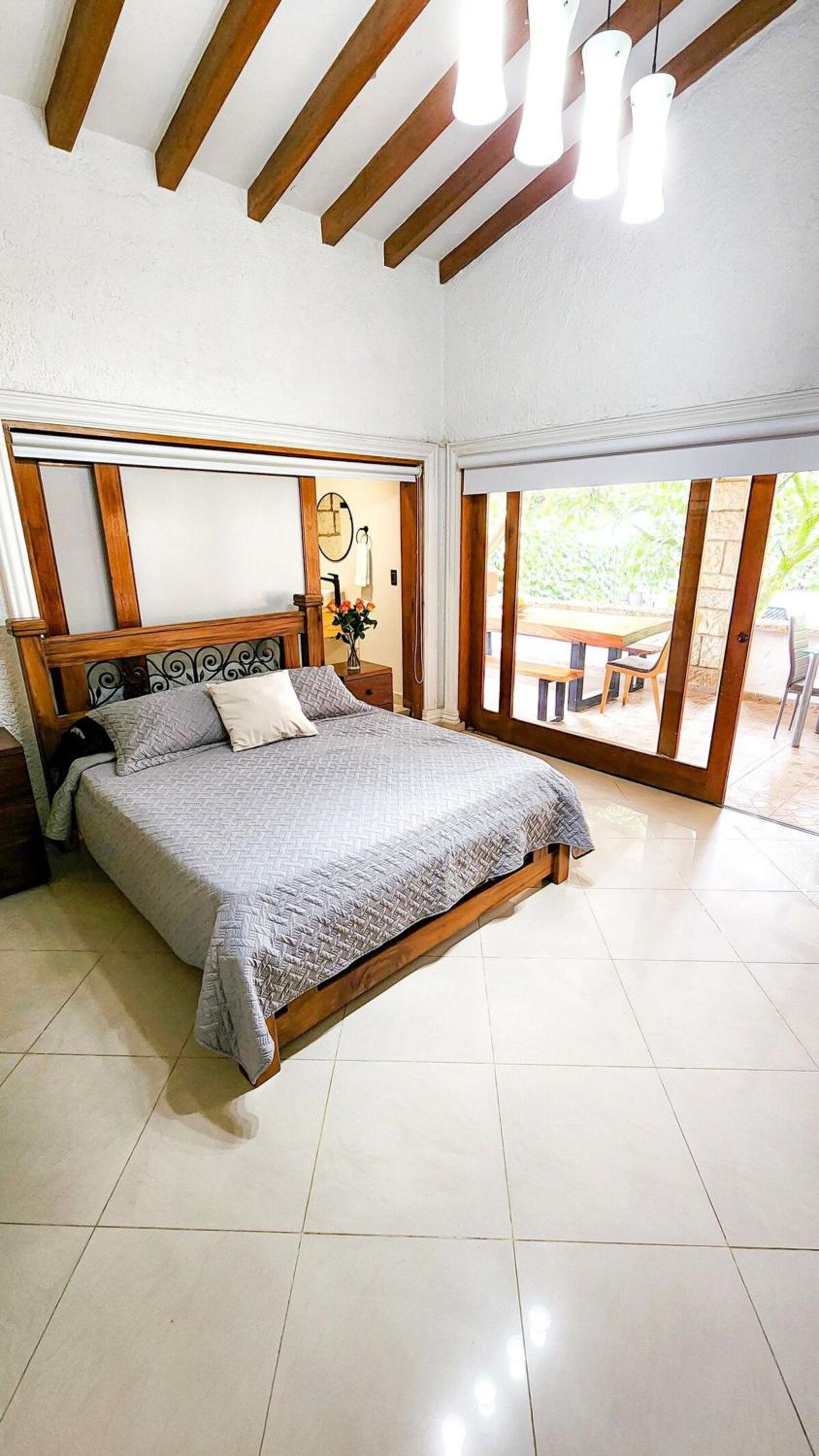 Luxury Villa In Provenza