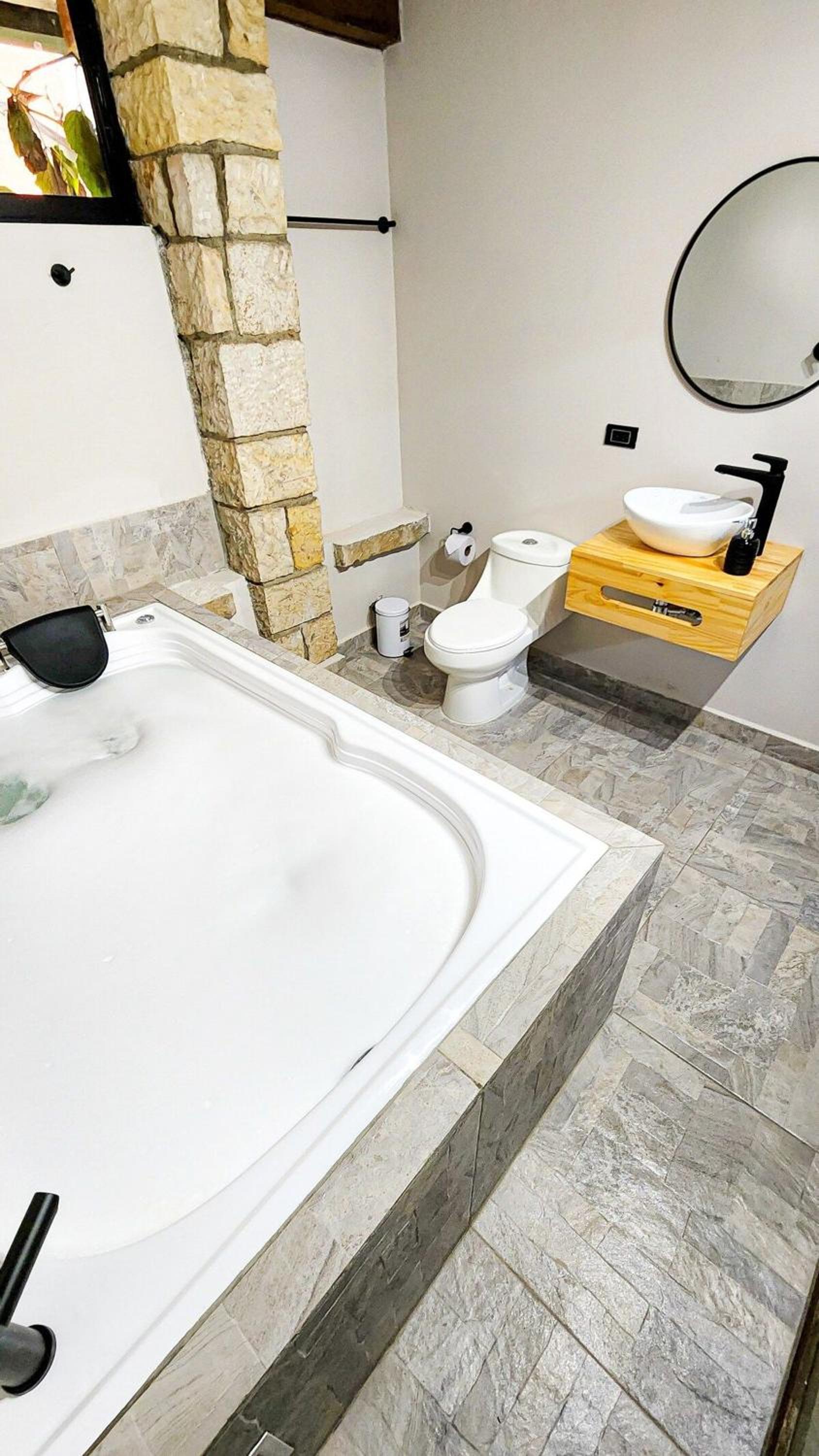 Luxury Villa In Provenza