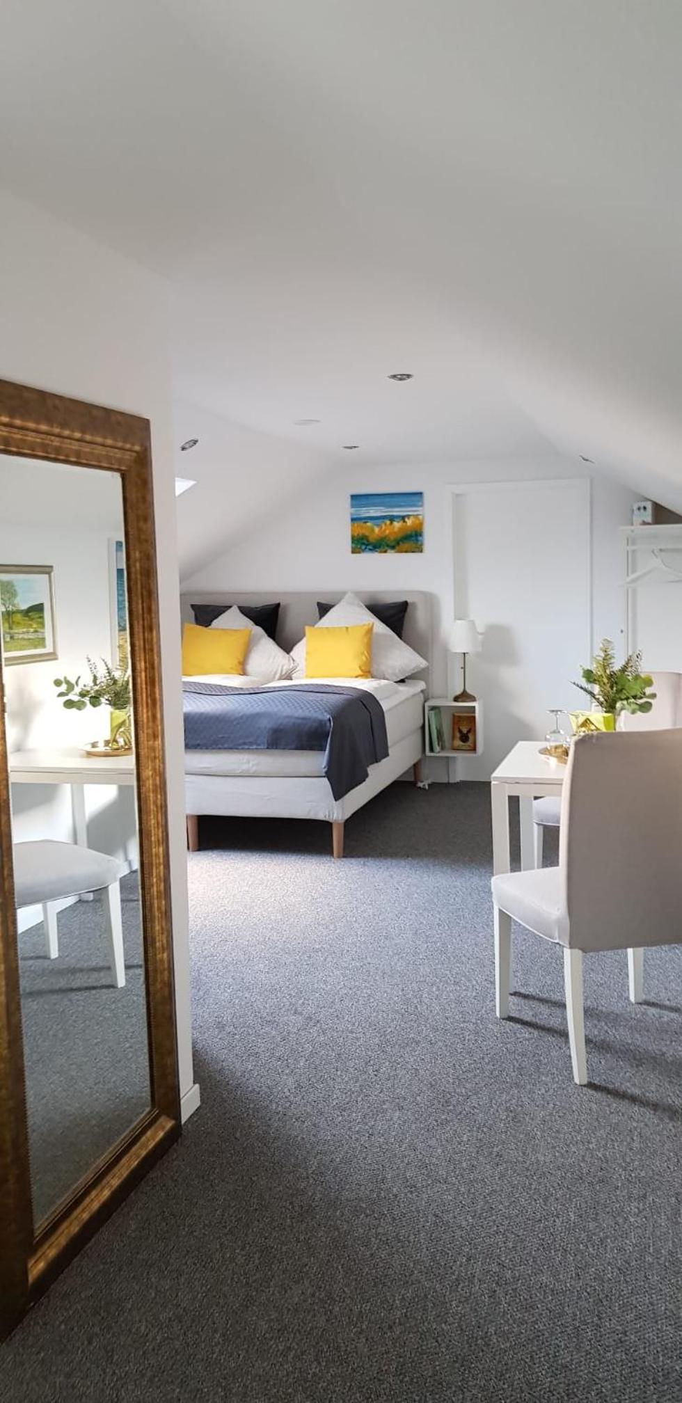 Nordsee Ferienwohnung im Künstlerhaus bei Husum - keine Monteure Arbeiter