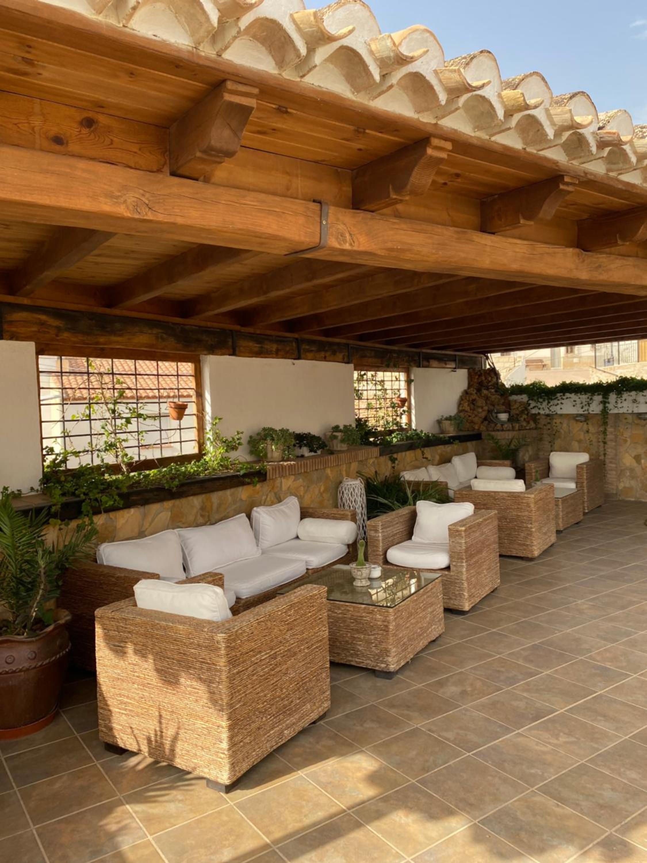Alhanda Apartahotel