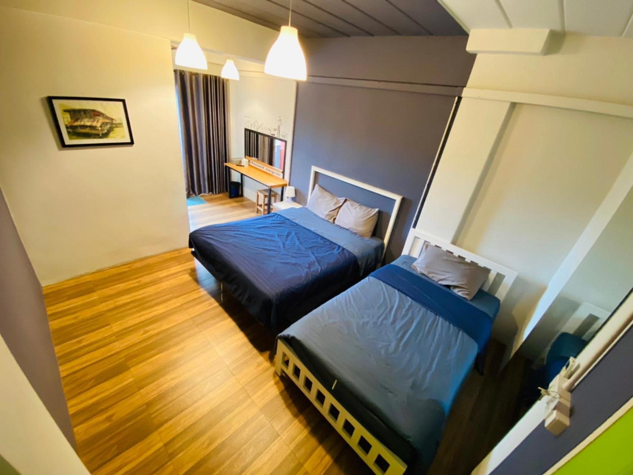 Mango 10 House