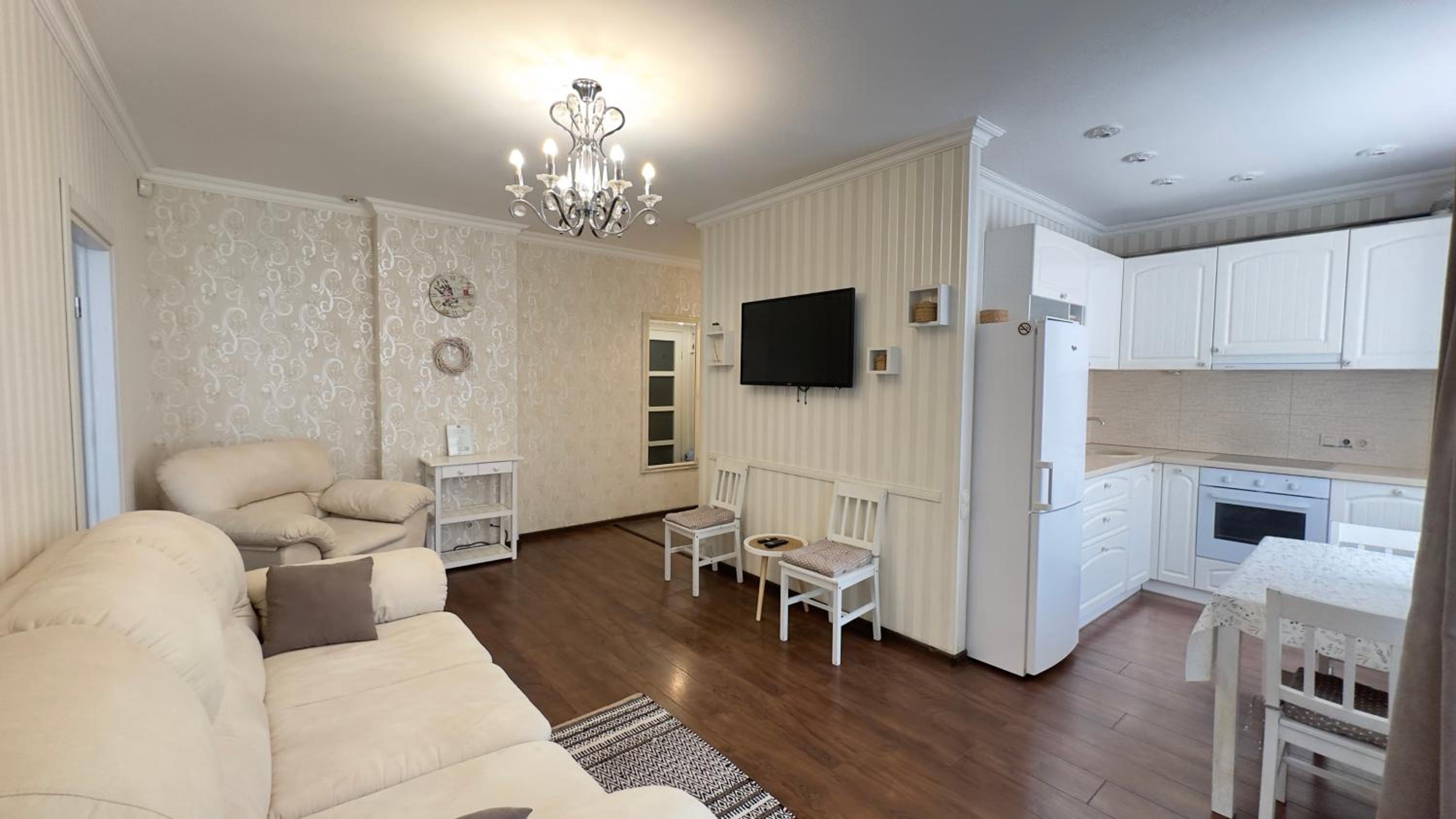 Apartment in the Centre of City view 4
