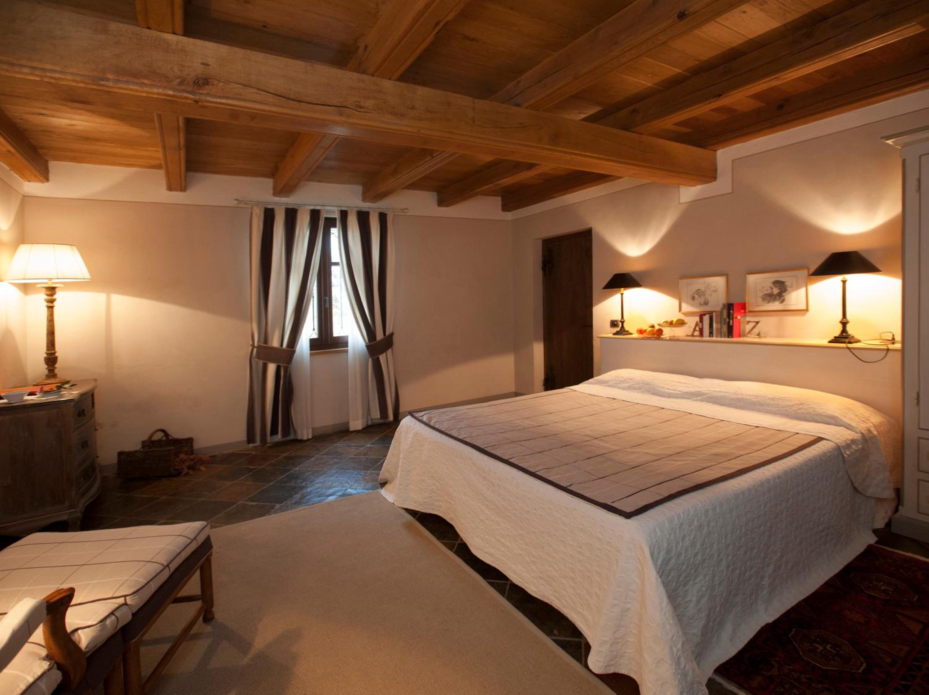 Villa Tiboldi view 4