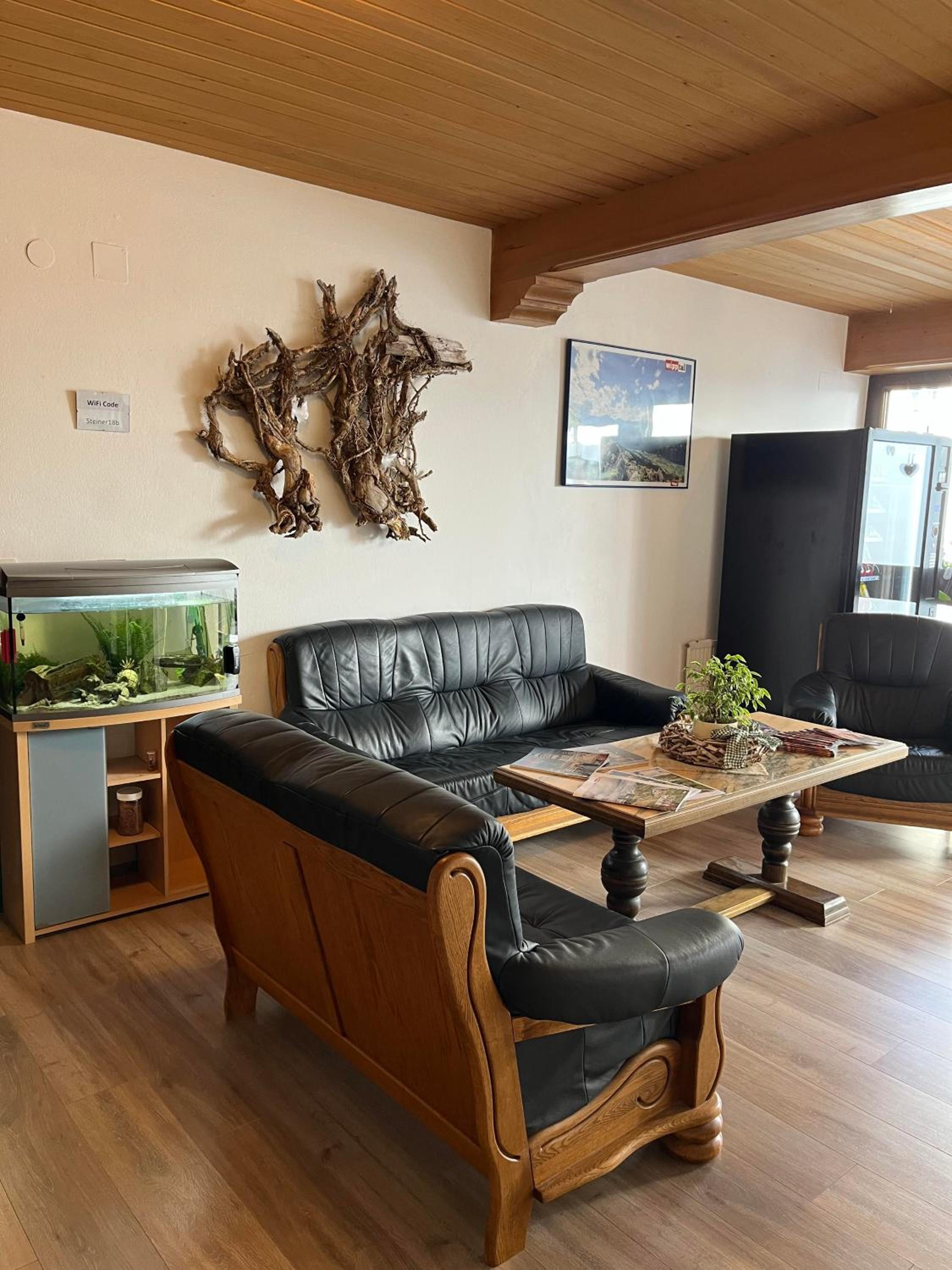 Pension Steiner, 6143 Matrei am Brenner!!Check-in between 15 - 21 o'clock!! No breakfast