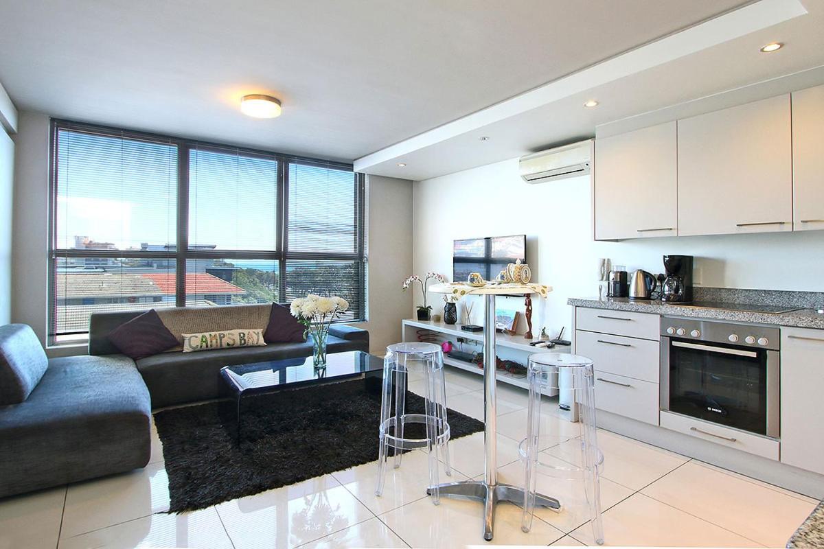 The Legacy 1 Bedroom Apartment view 4
