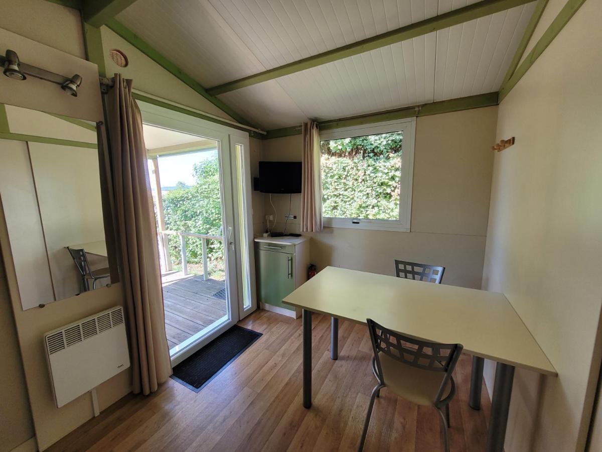 Camping les Hirondelles view 5